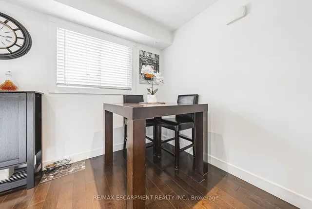 Additional property image - 1155 PARAMOUNT Dr Unit 26