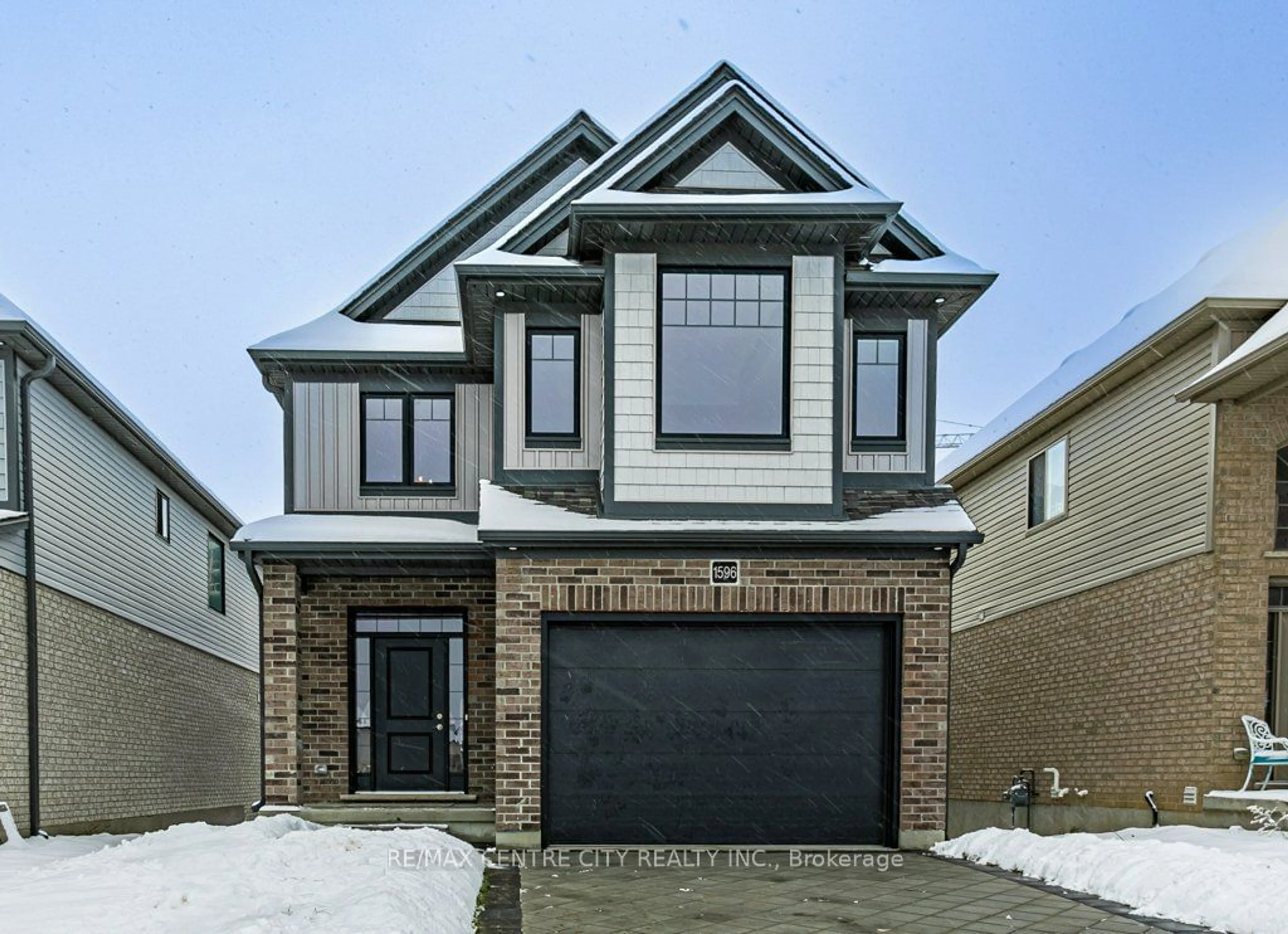 Frontside or backside of a home, the street view for 1596 Noah Bend, London Ontario N6G 5S1