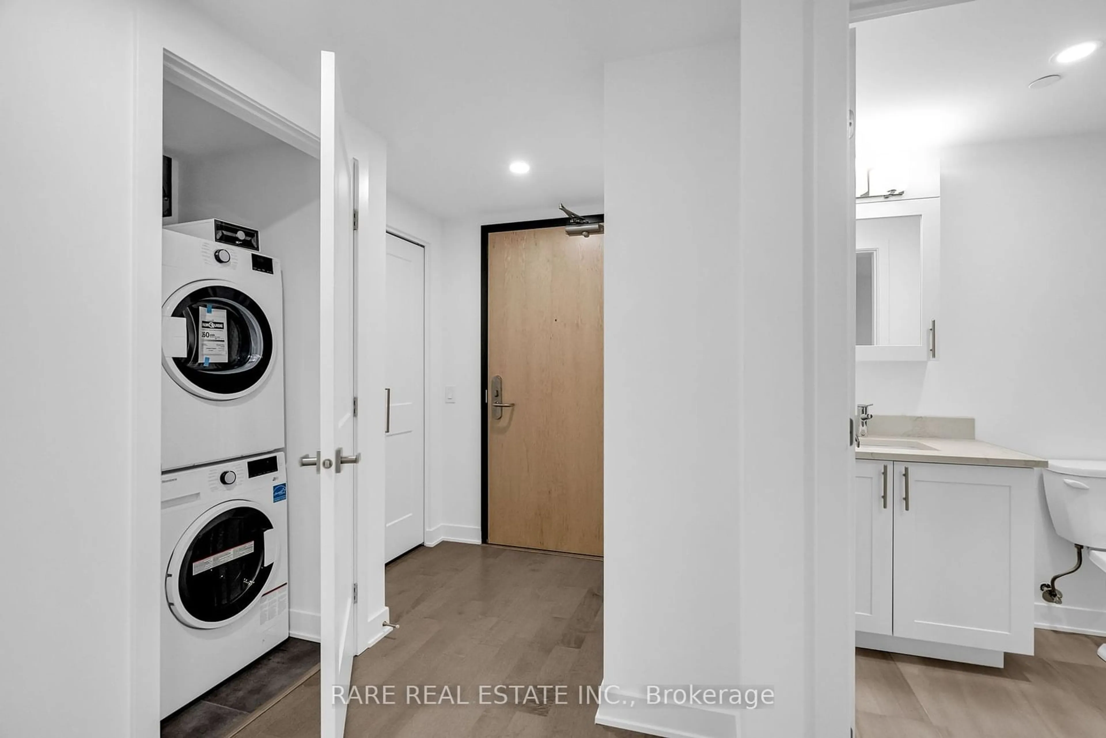 Laundry room for 340 Queen St #306, Ottawa Centre Ontario K1R 0G1