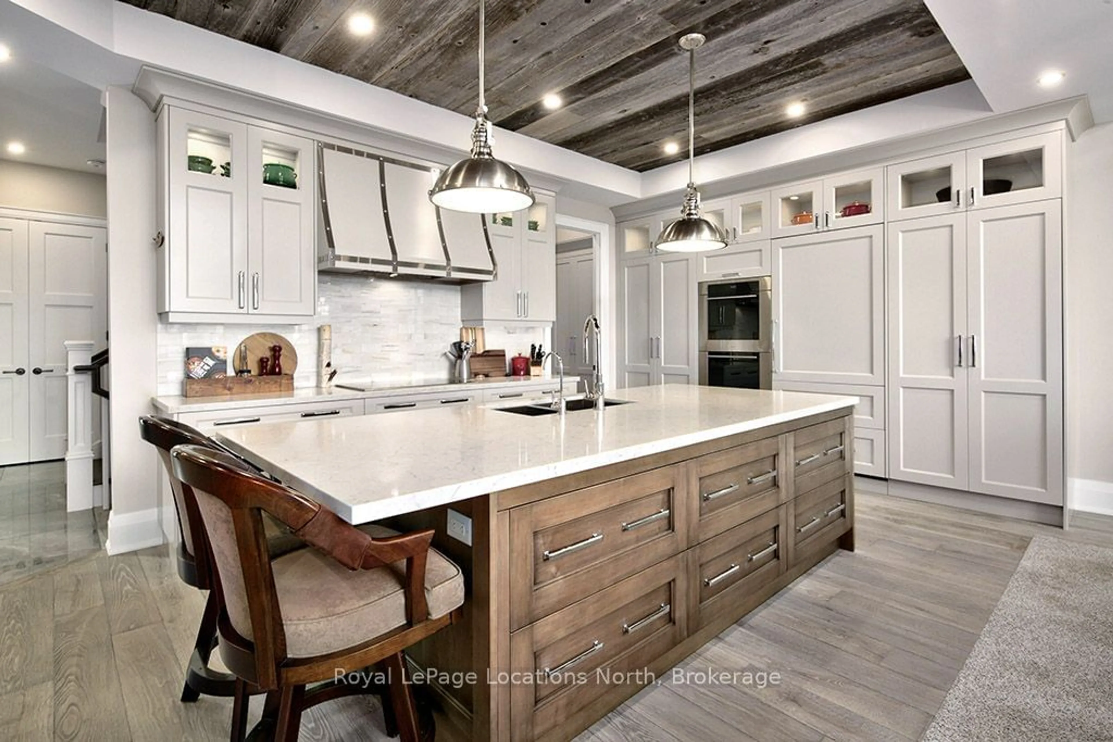 Contemporary kitchen, wood floors, mountain for 129 GEORGIAN BAY Lane, Blue Mountains Ontario N0H 1J0