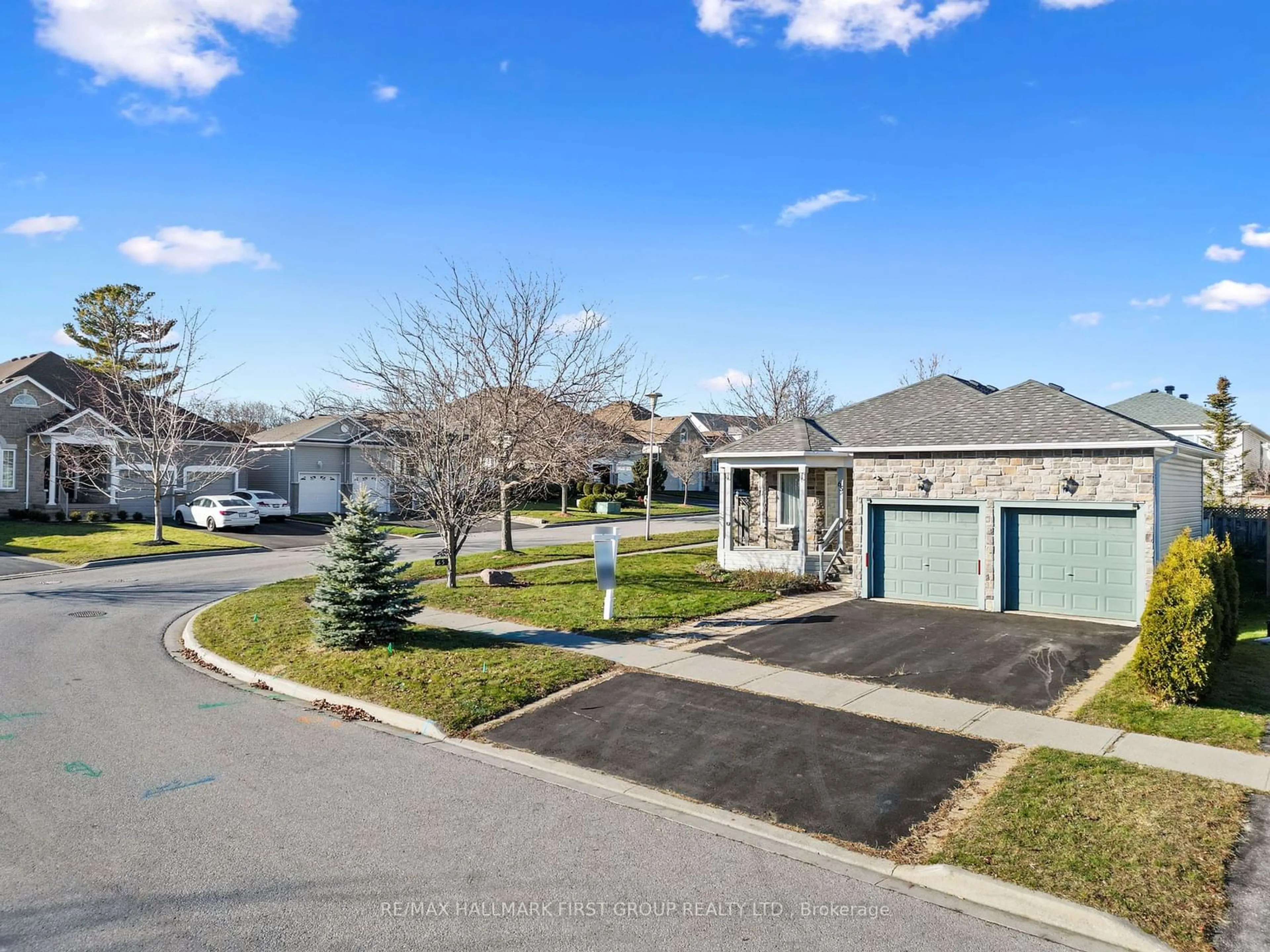 Frontside or backside of a home, the street view for 65 Jarvis Dr, Port Hope Ontario L1A 4K5