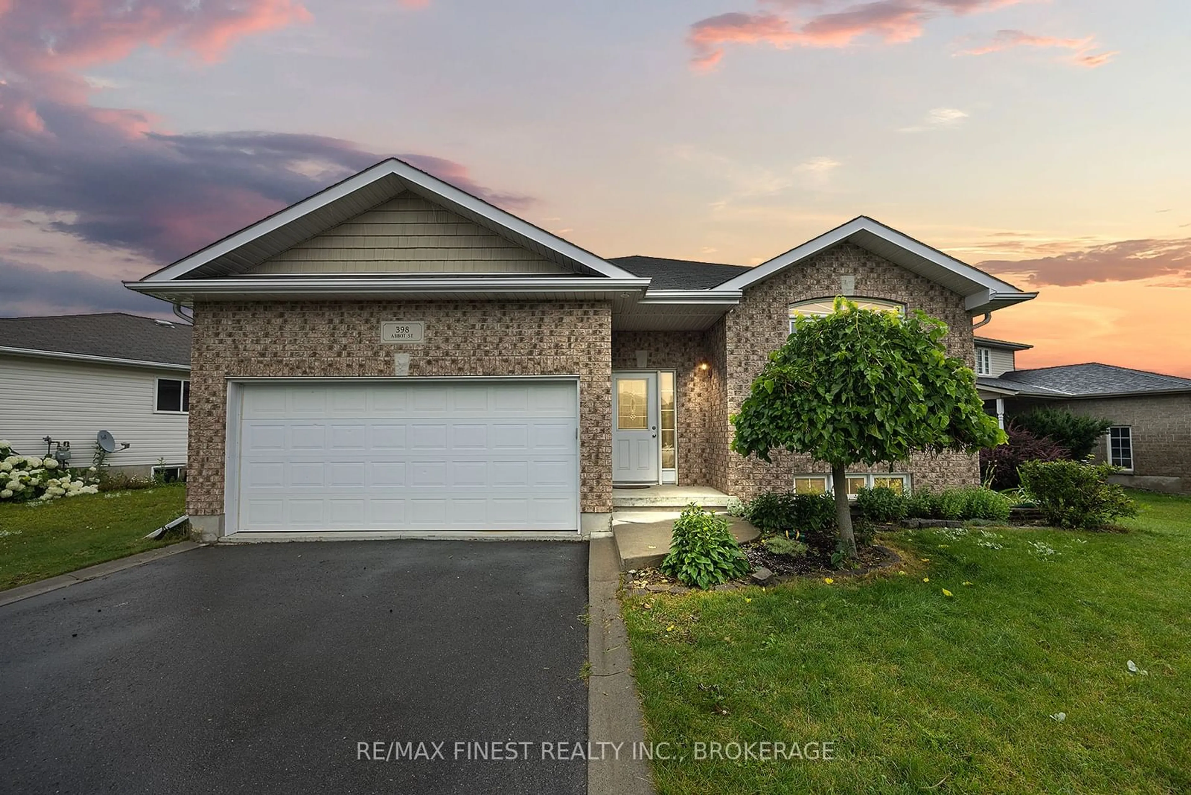 Frontside or backside of a home, the street view for 398 Abbot St, Kingston Ontario K7P 3J4