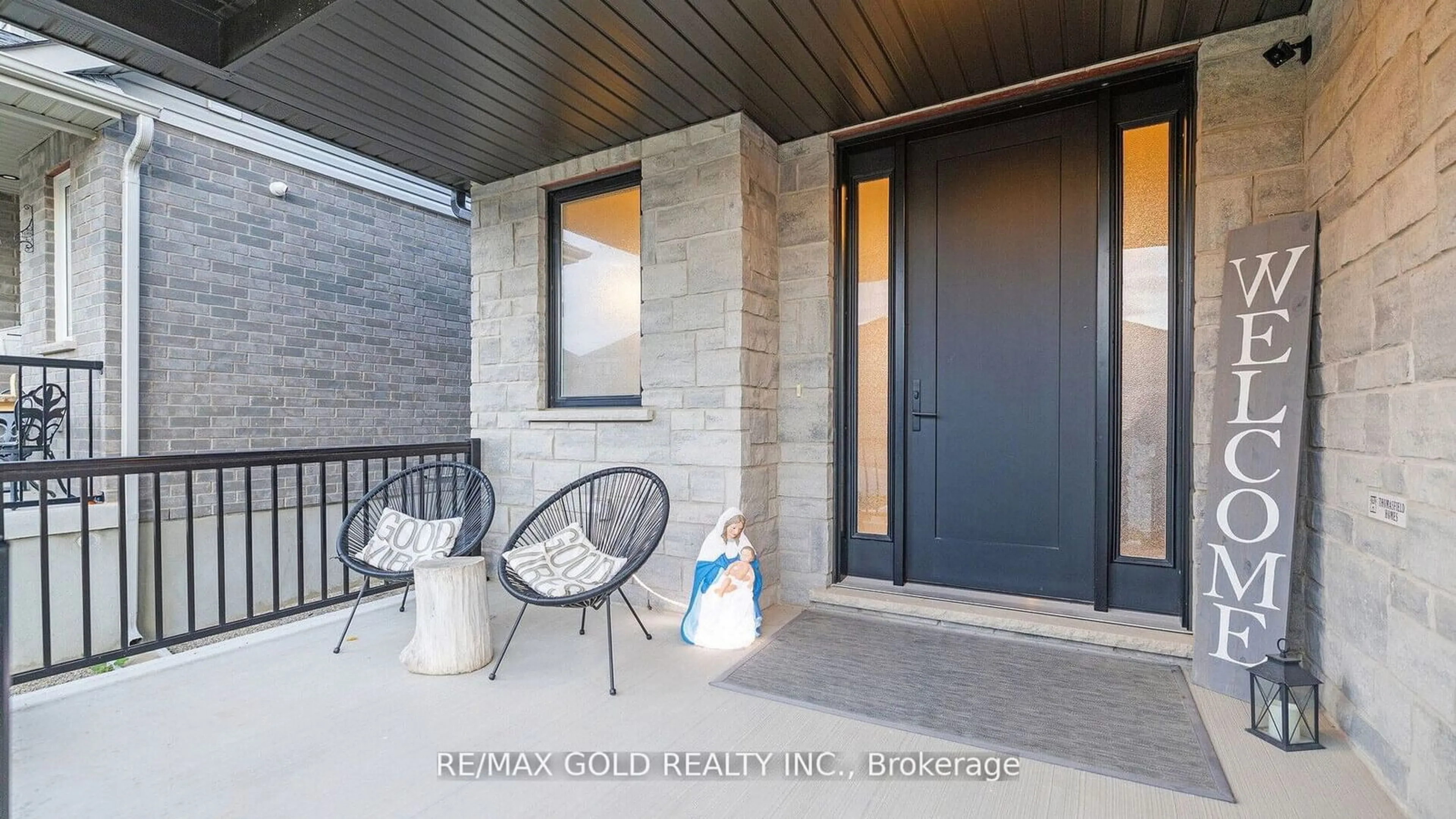 Indoor entryway, cement floor for 11 Tindall Cres, East Luther Grand Valley Ontario L9W 6P4