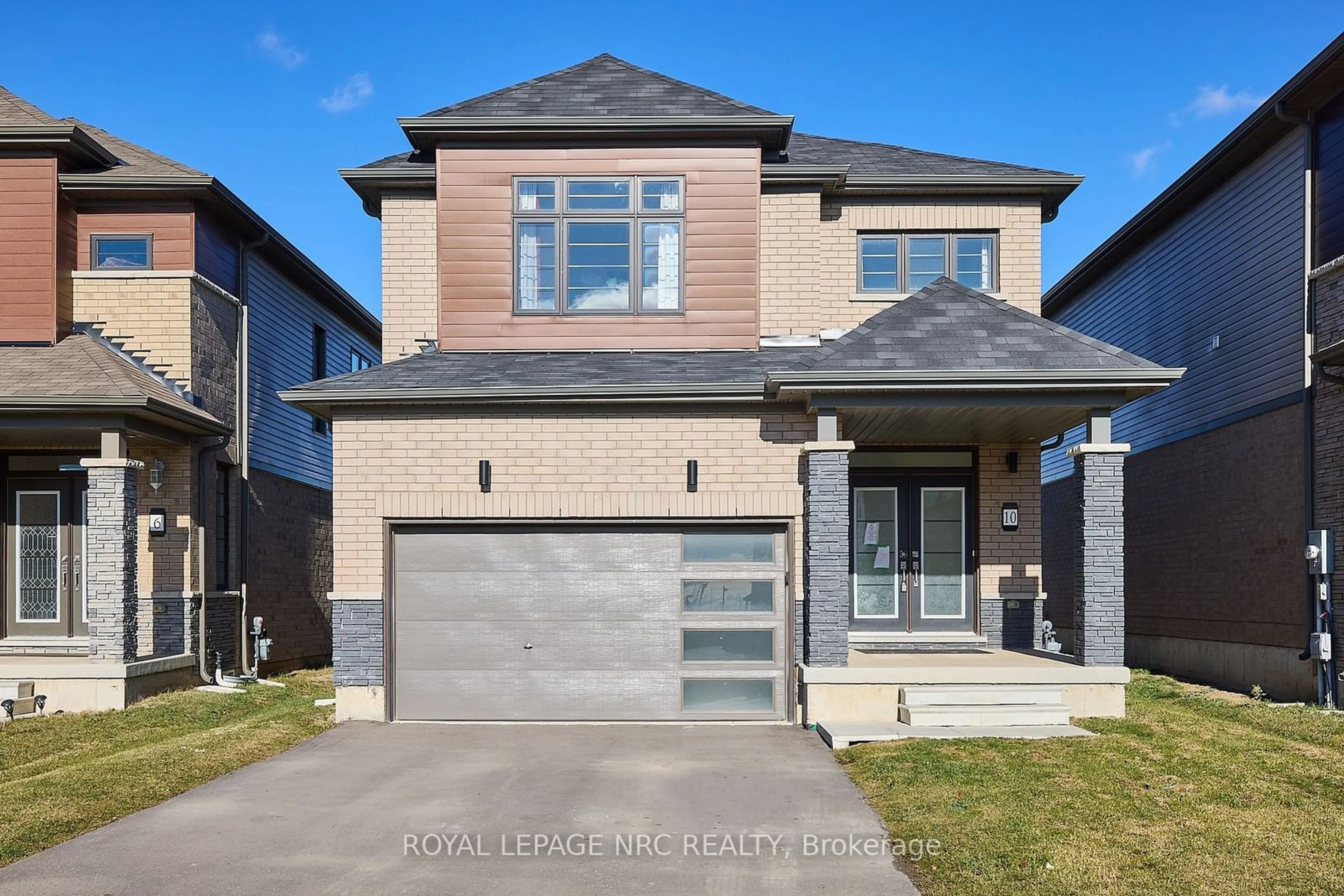 Frontside or backside of a home, the street view for 10 Peach St, Thorold Ontario L2V 0K1