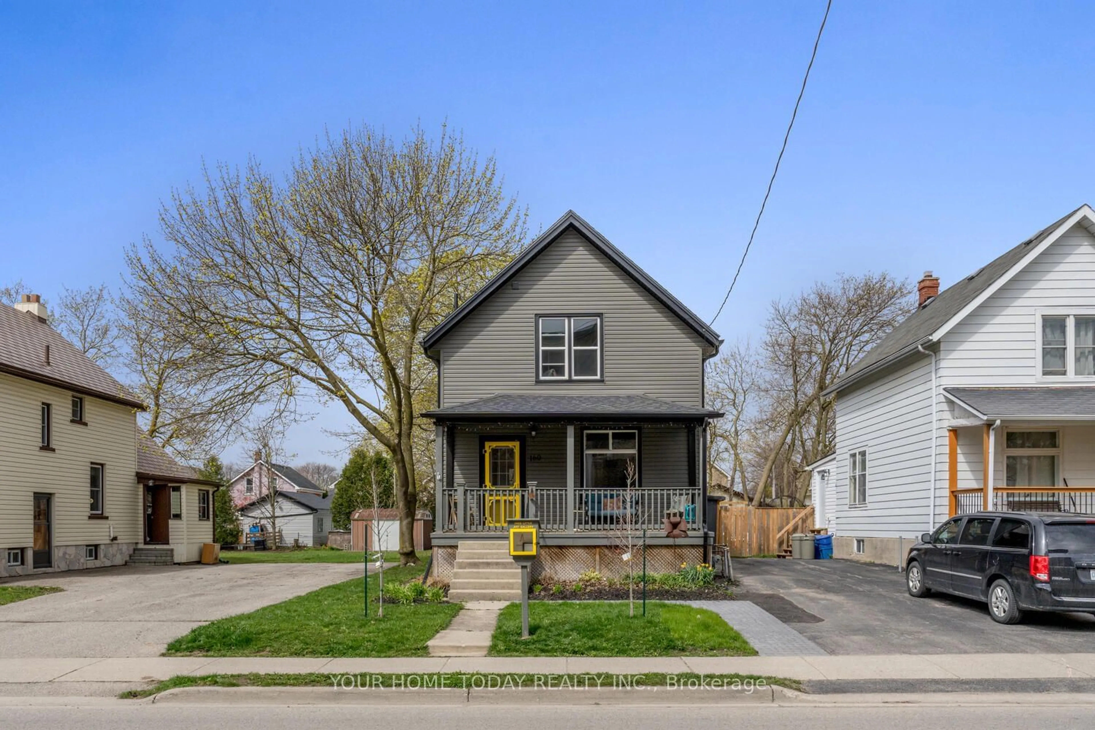 Frontside or backside of a home, cottage for 160 King St, Stratford Ontario N5A 4S1