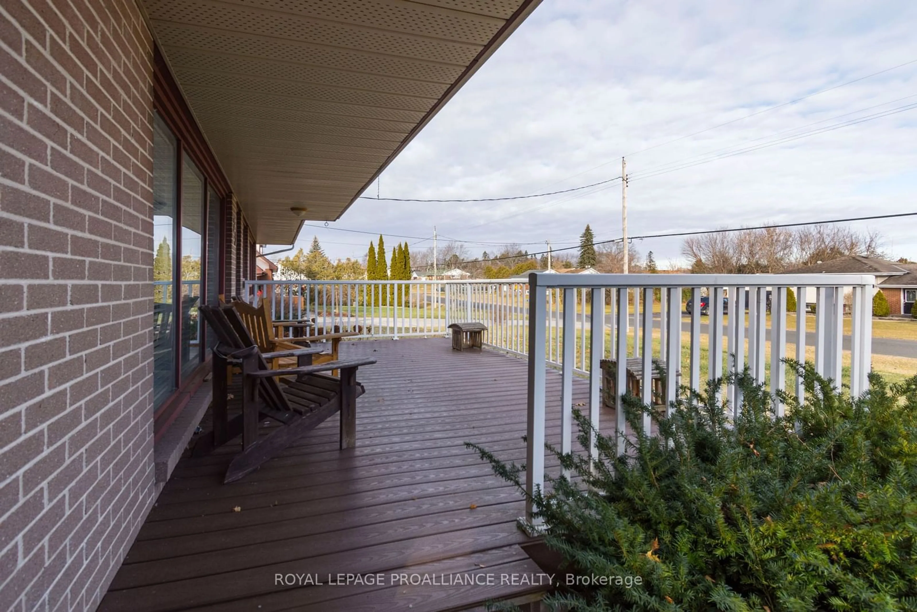 Patio, the street view for 25 Roseland Dr, Quinte West Ontario K0K 1L0