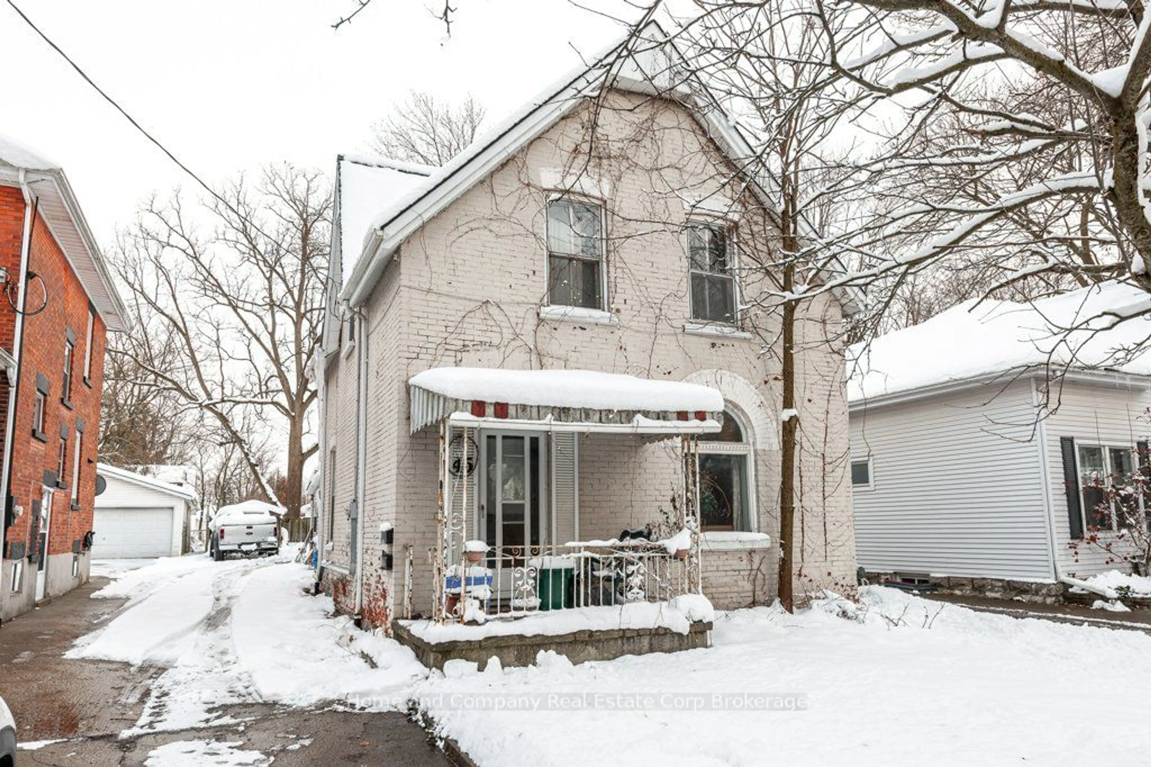 A pic from exterior of the house or condo, cottage for 45 West Gore St, Stratford Ontario N5A 1J9