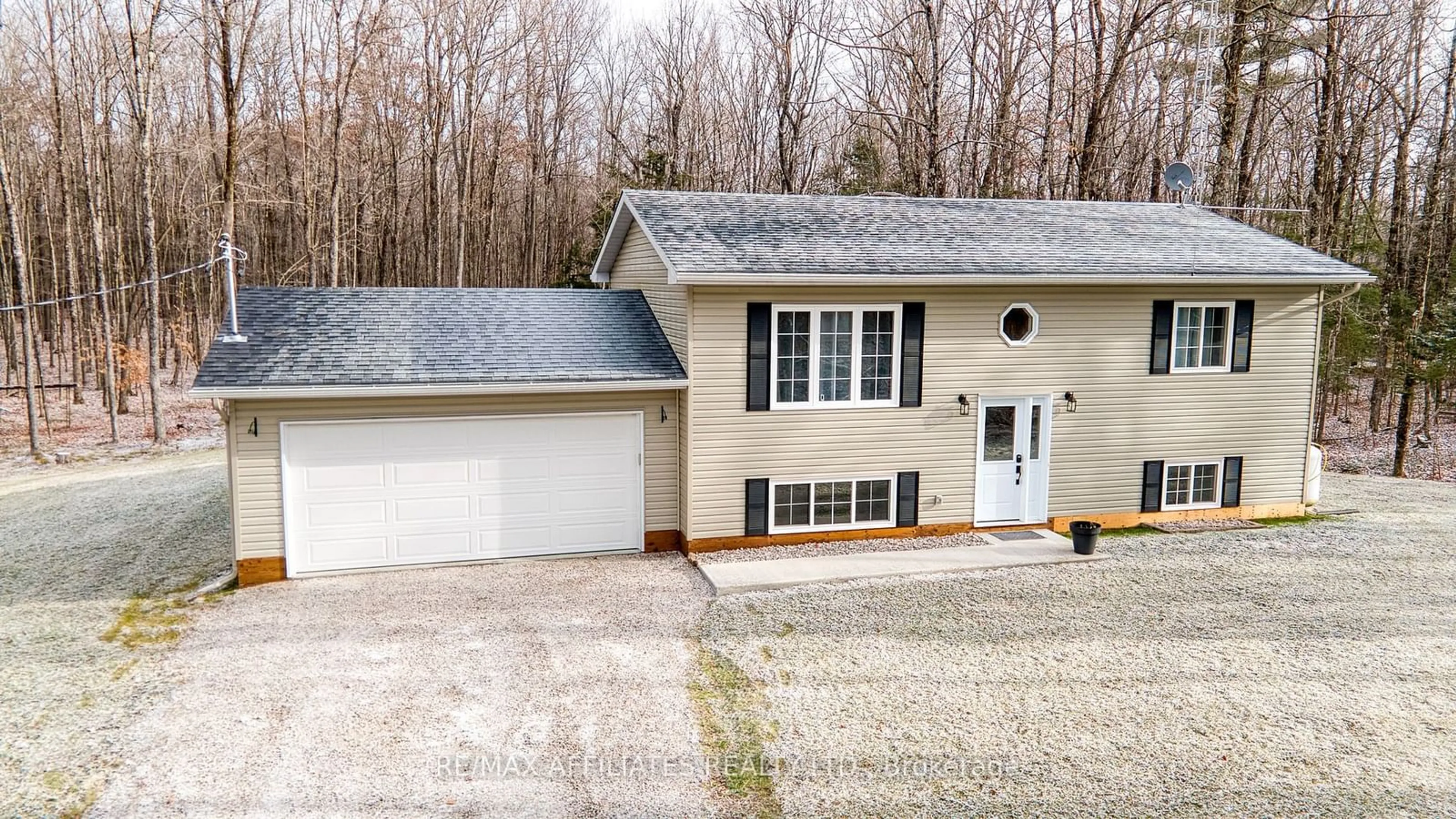 Frontside or backside of a home, cottage for 804 Darling Rd, Lanark Highlands Ontario K0A 1P0