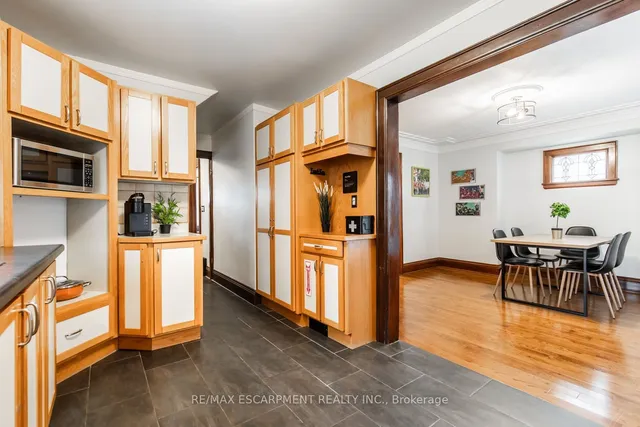 Additional property image - 60 Lake Avenue Dr