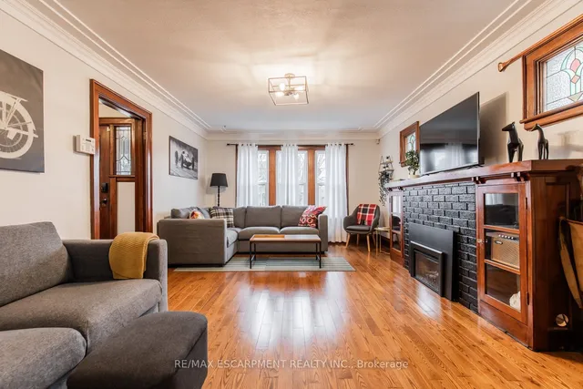 Additional property image - 60 Lake Avenue Dr