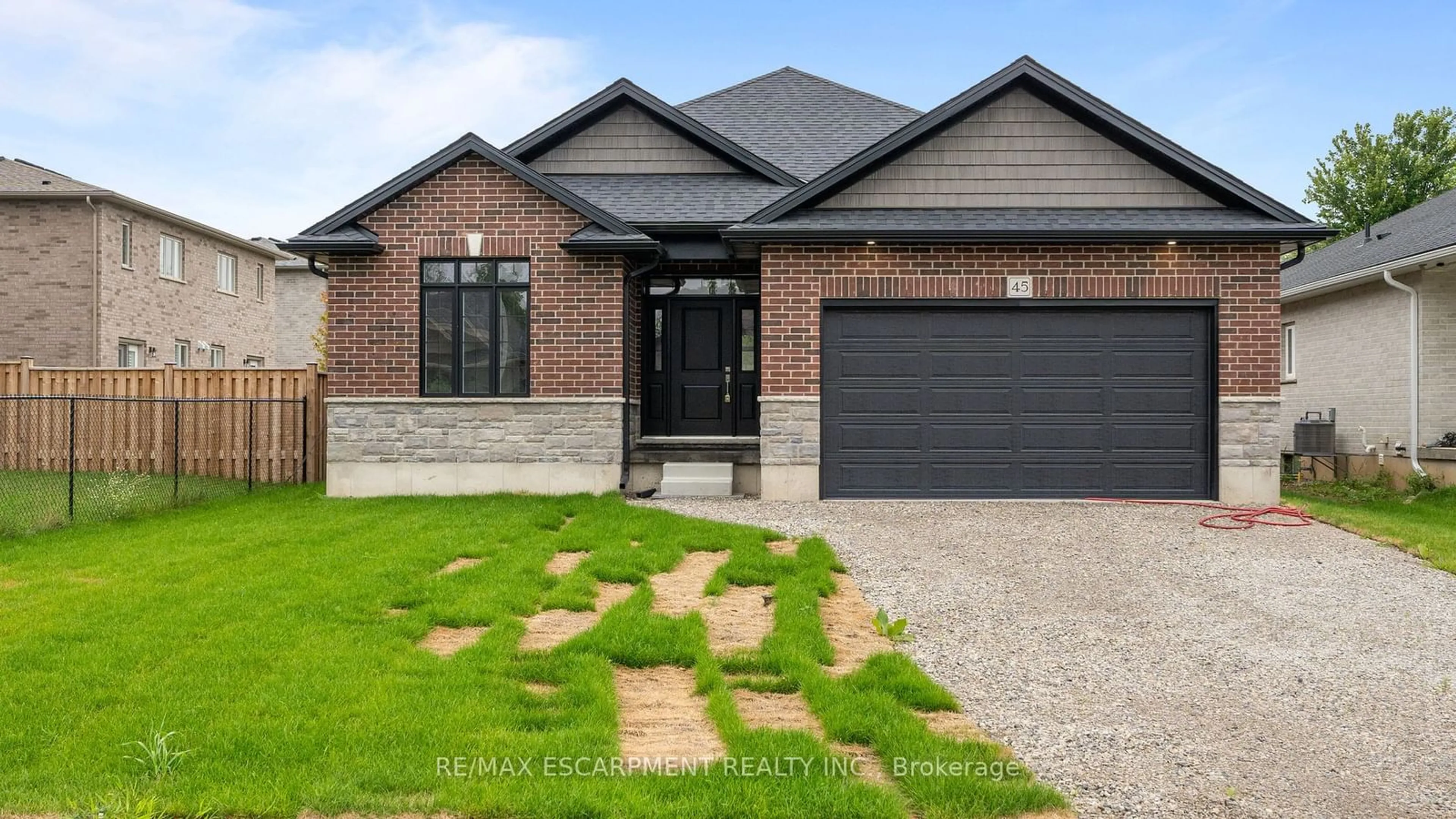 Home with brick exterior material for 45 Vanrooy Tr, Norfolk Ontario N0E 1Y0