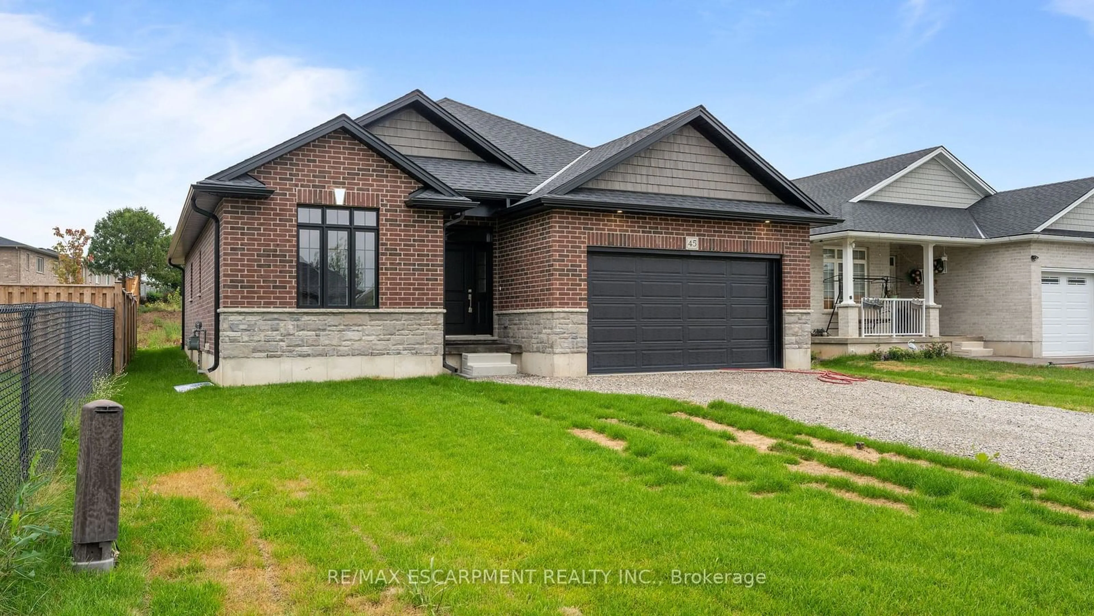 Home with brick exterior material for 45 Vanrooy Tr, Norfolk Ontario N0E 1Y0