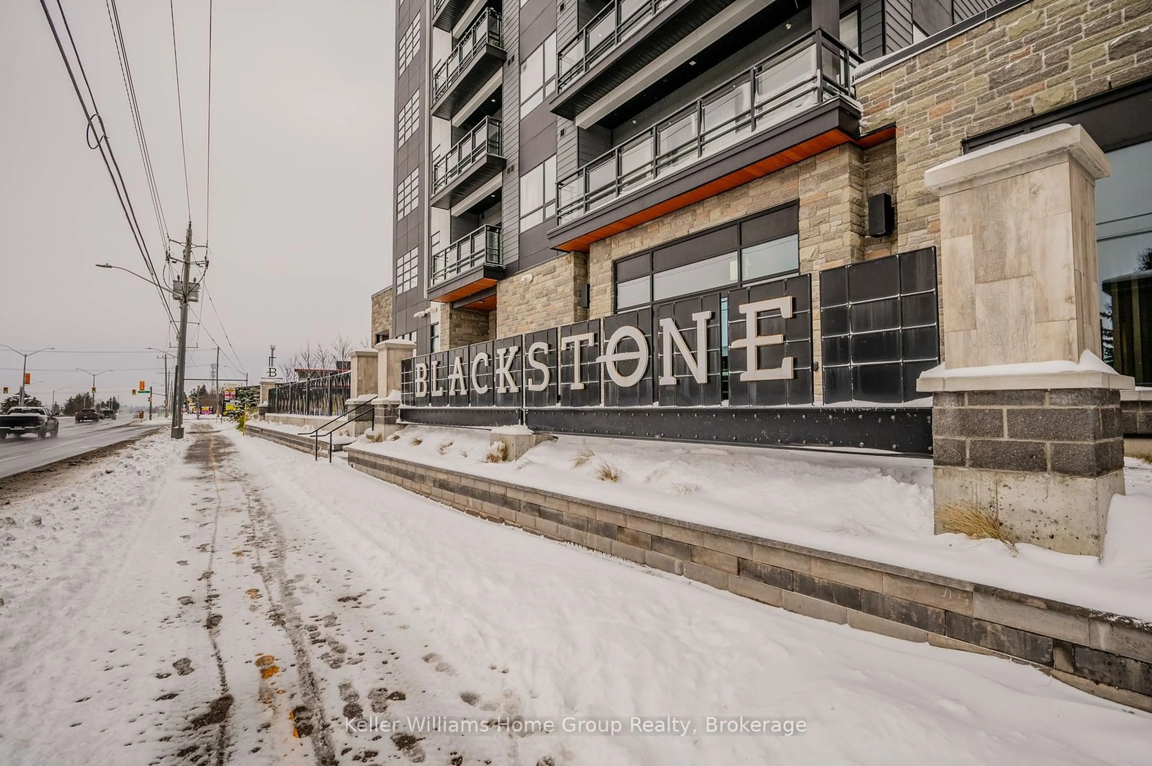 A pic from exterior of the house or condo, the front or back of building for 251 Northfield Dr #418, Waterloo Ontario N2K 3H4