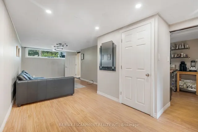 Additional property image - 253 West 33rd St