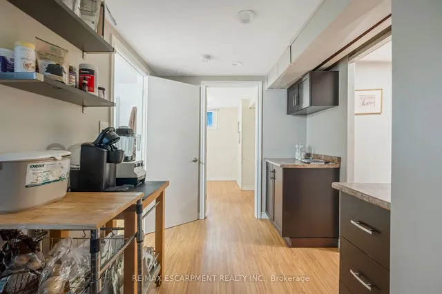Additional property image - 253 West 33rd St