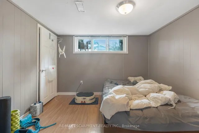 Additional property image - 253 West 33rd St