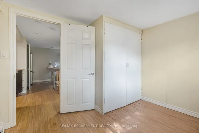 Additional property image - 253 West 33rd St