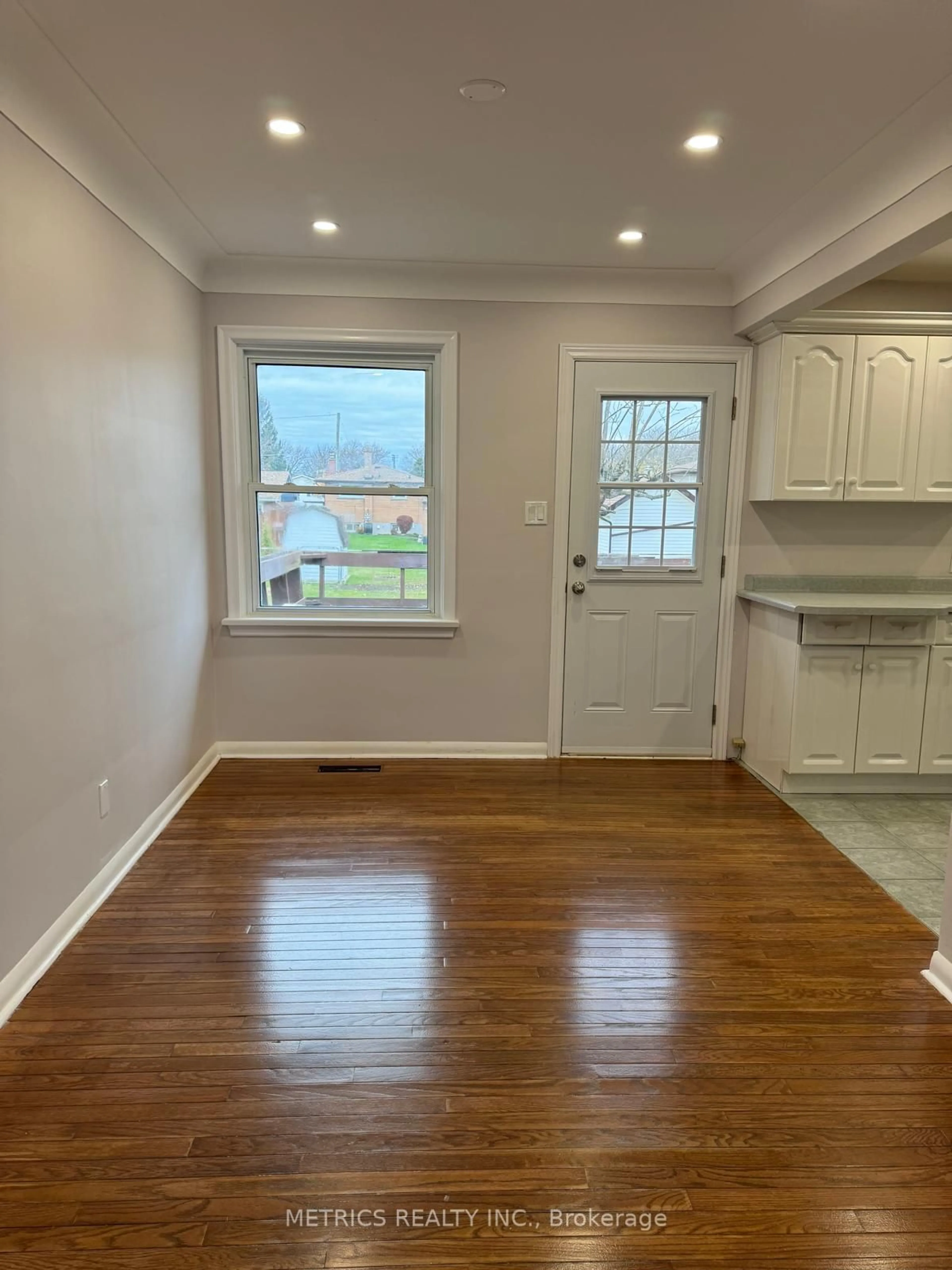 A pic of a room, wood floors for 4443 Dorchester Rd, Niagara Falls Ontario L2E 6N5