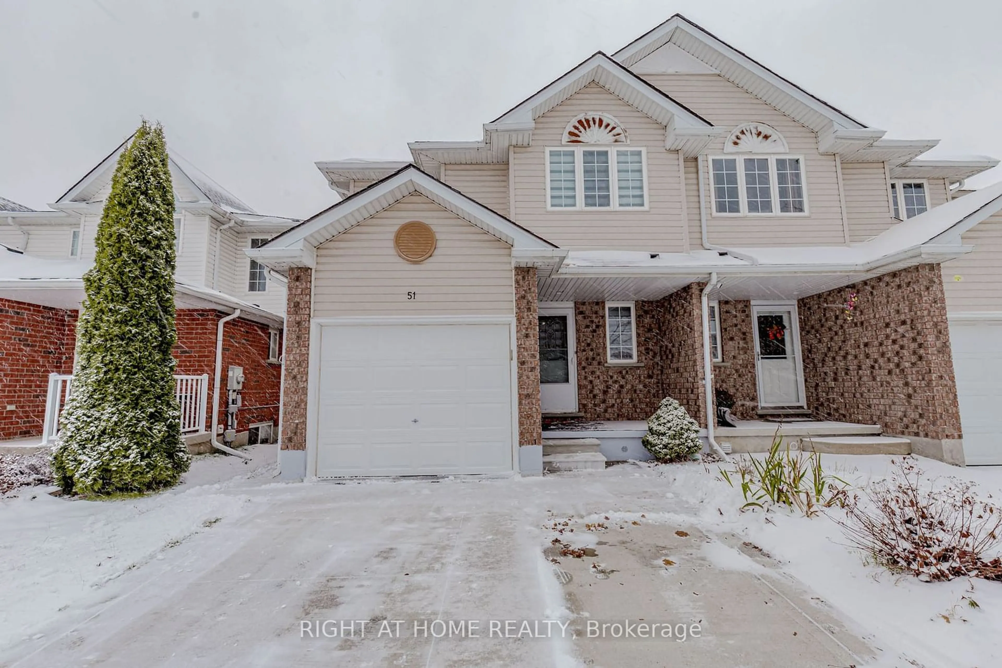 Frontside or backside of a home, the street view for 51 Hawkins Dr, Cambridge Ontario N1T 1Z7