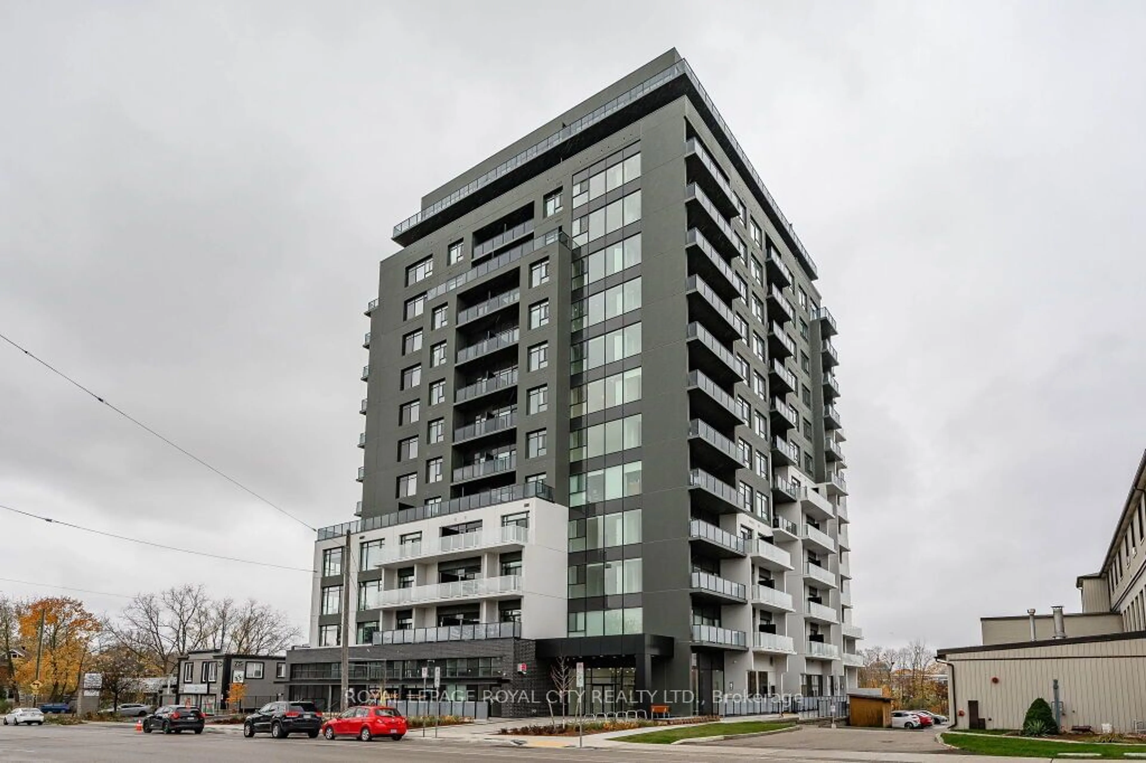 A pic from exterior of the house or condo, the front or back of building for 71 Wyndham St #608, Guelph Ontario N1E 5R3