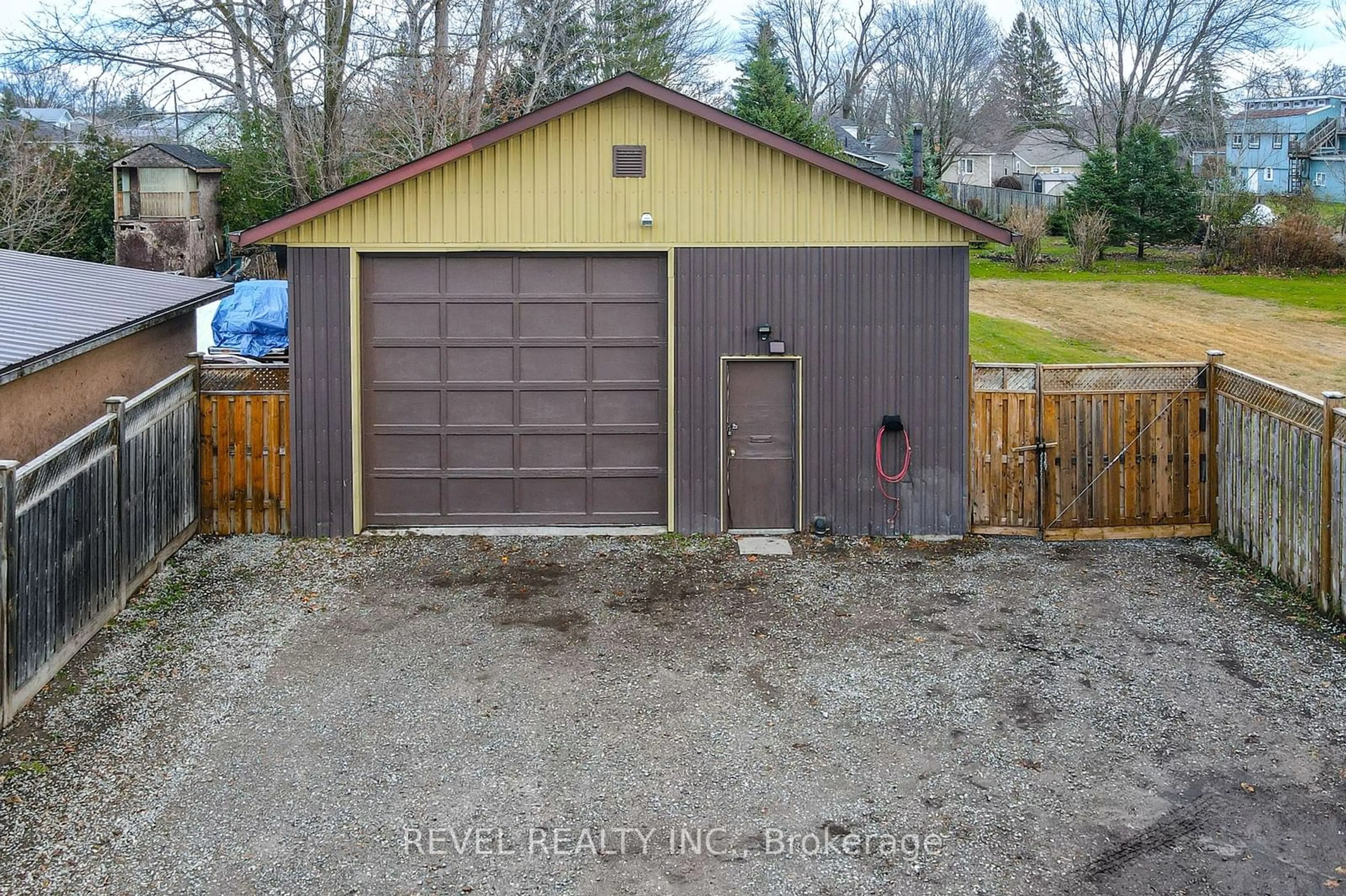 Shed for 10 Hamilton St, Kawartha Lakes Ontario K9V 3E2