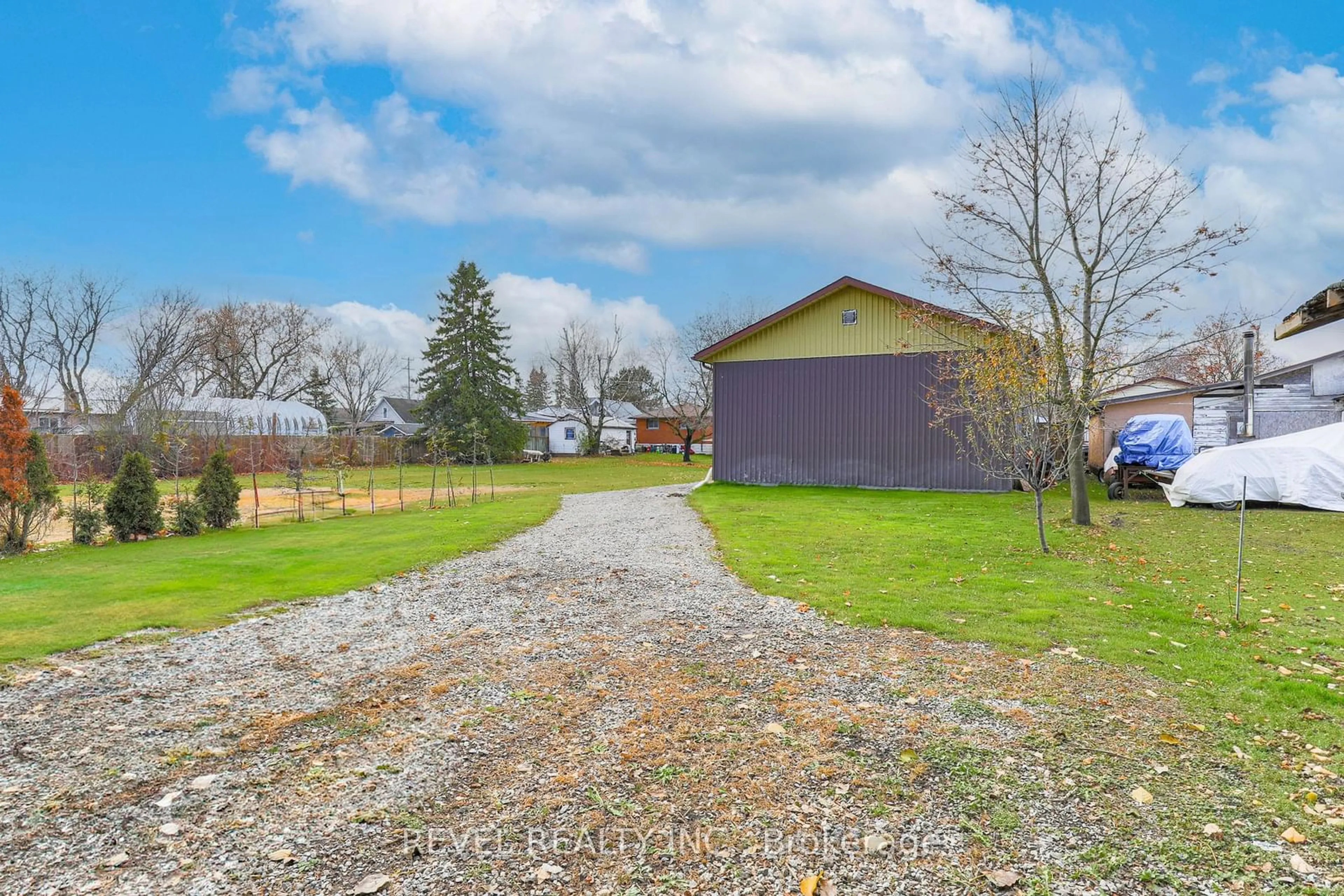 Shed for 10 Hamilton St, Kawartha Lakes Ontario K9V 3E2