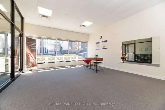 Additional property image - 608 Upper James St