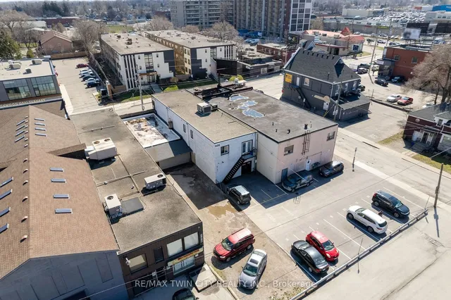 Additional property image - 608 Upper James St