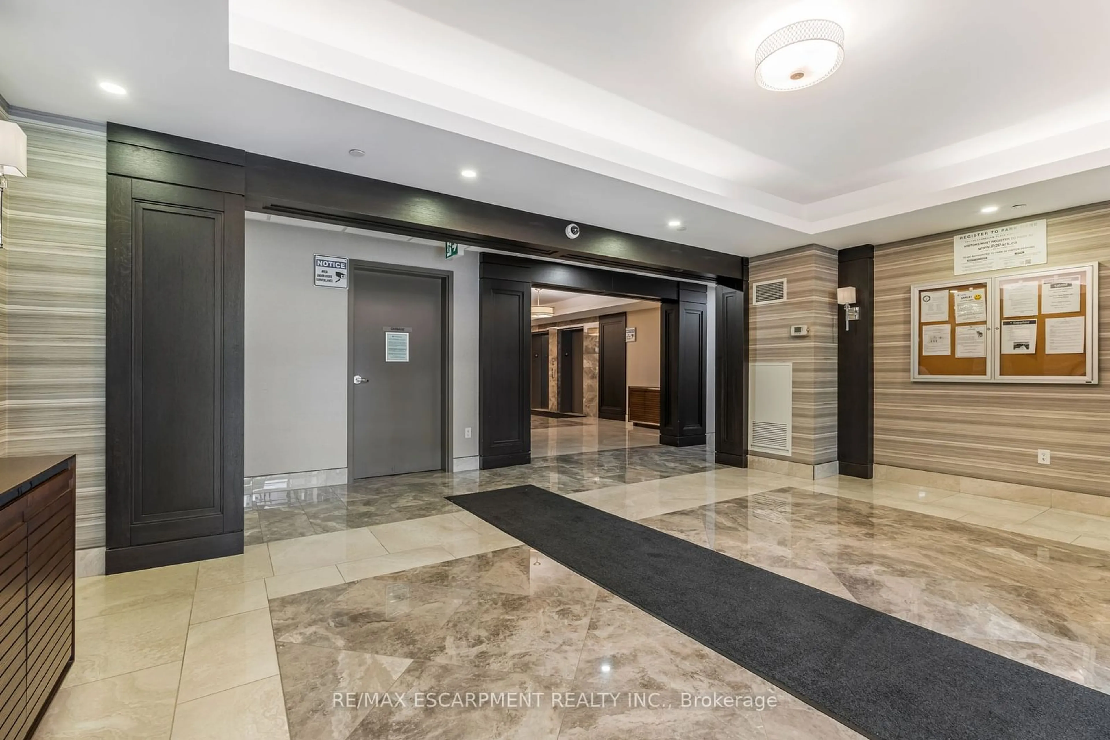 Indoor lobby, unknown floor for 101 Shoreview Pl #113, Hamilton Ontario L8E 0K2