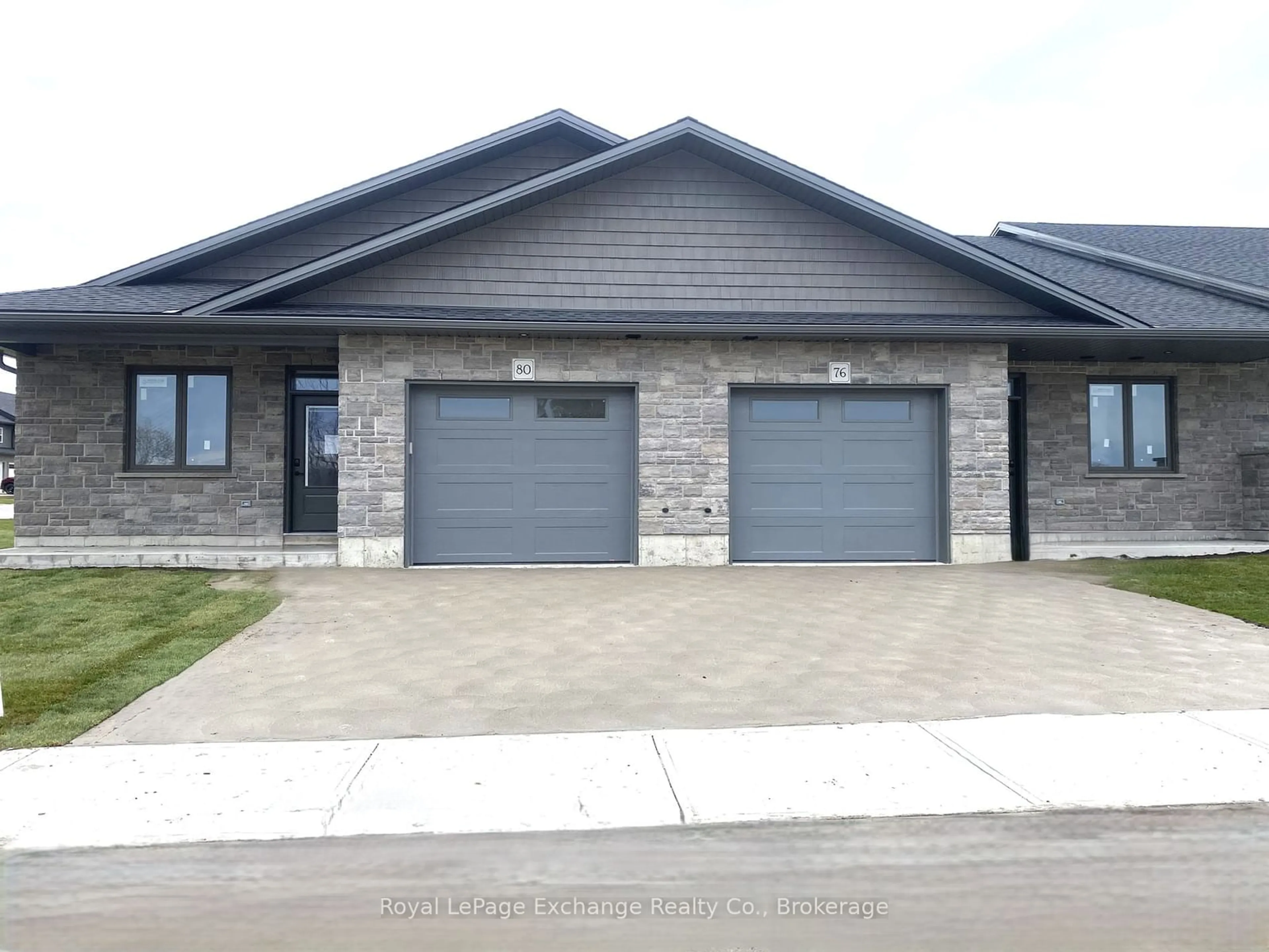 Frontside or backside of a home, the front or back of building for 60 Mercedes Cres Cres, Kincardine Ontario N2Z 1G8