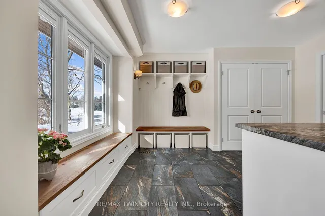Additional property image - 7 Huntley Cres