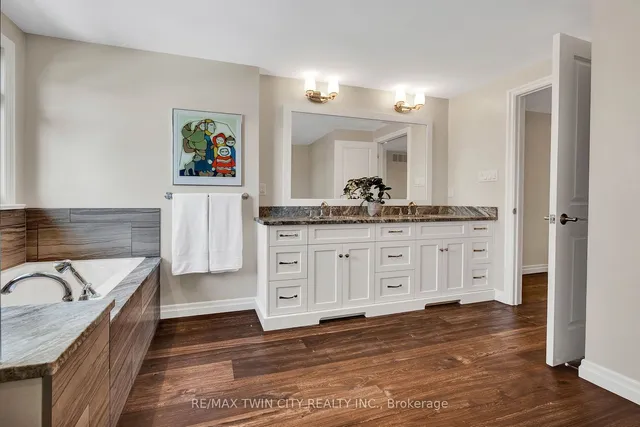 Additional property image - 7 Huntley Cres