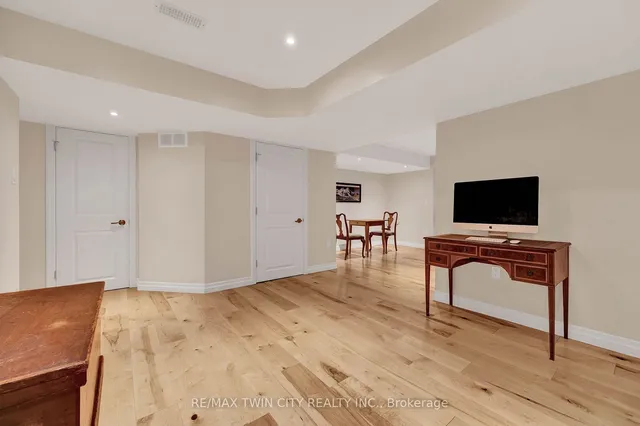 Additional property image - 7 Huntley Cres
