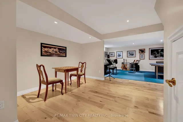 Additional property image - 7 Huntley Cres
