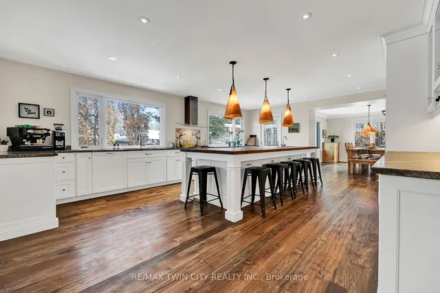 Additional property image - 7 Huntley Cres