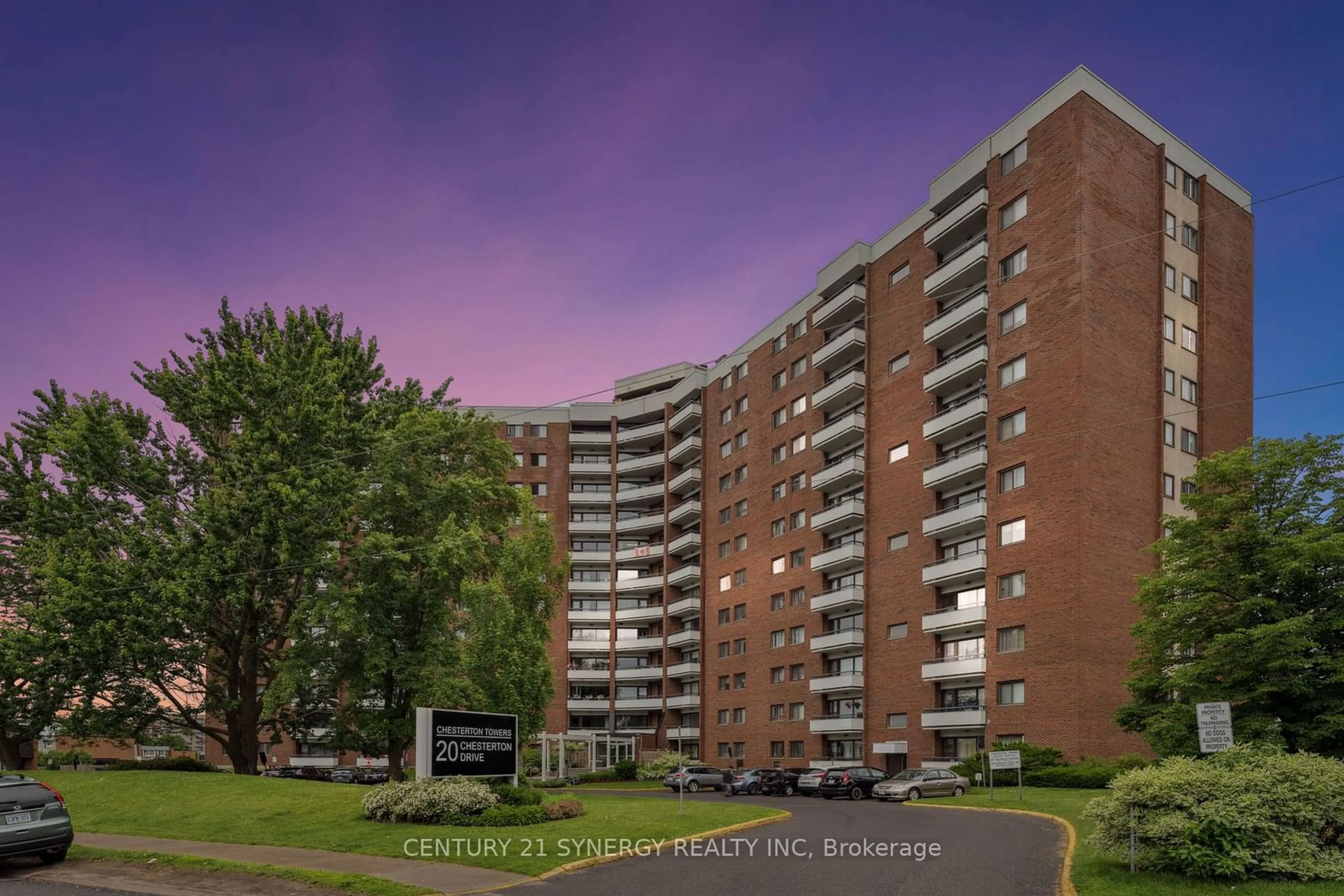 A pic from exterior of the house or condo, the front or back of building for 20 Chesterton Dr #1102, Cityview - Parkwoods Hills - Rideau Shore Ontario K2E 6Z7