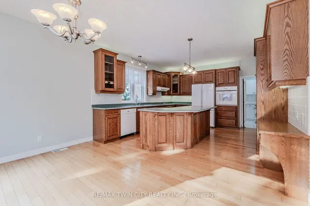 Additional property image - 63 Templeton Dr