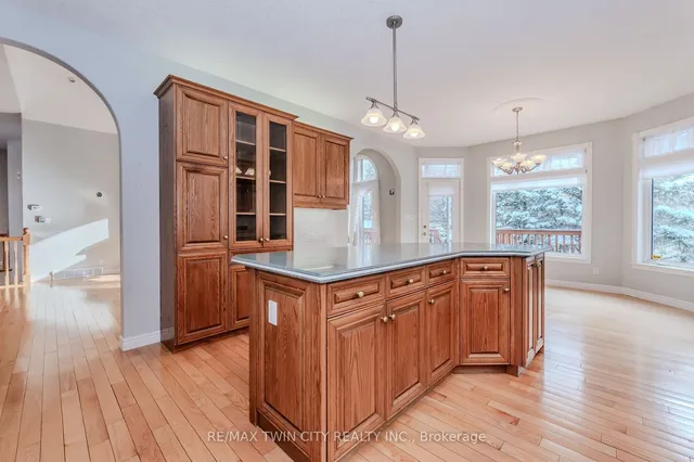 Additional property image - 63 Templeton Dr