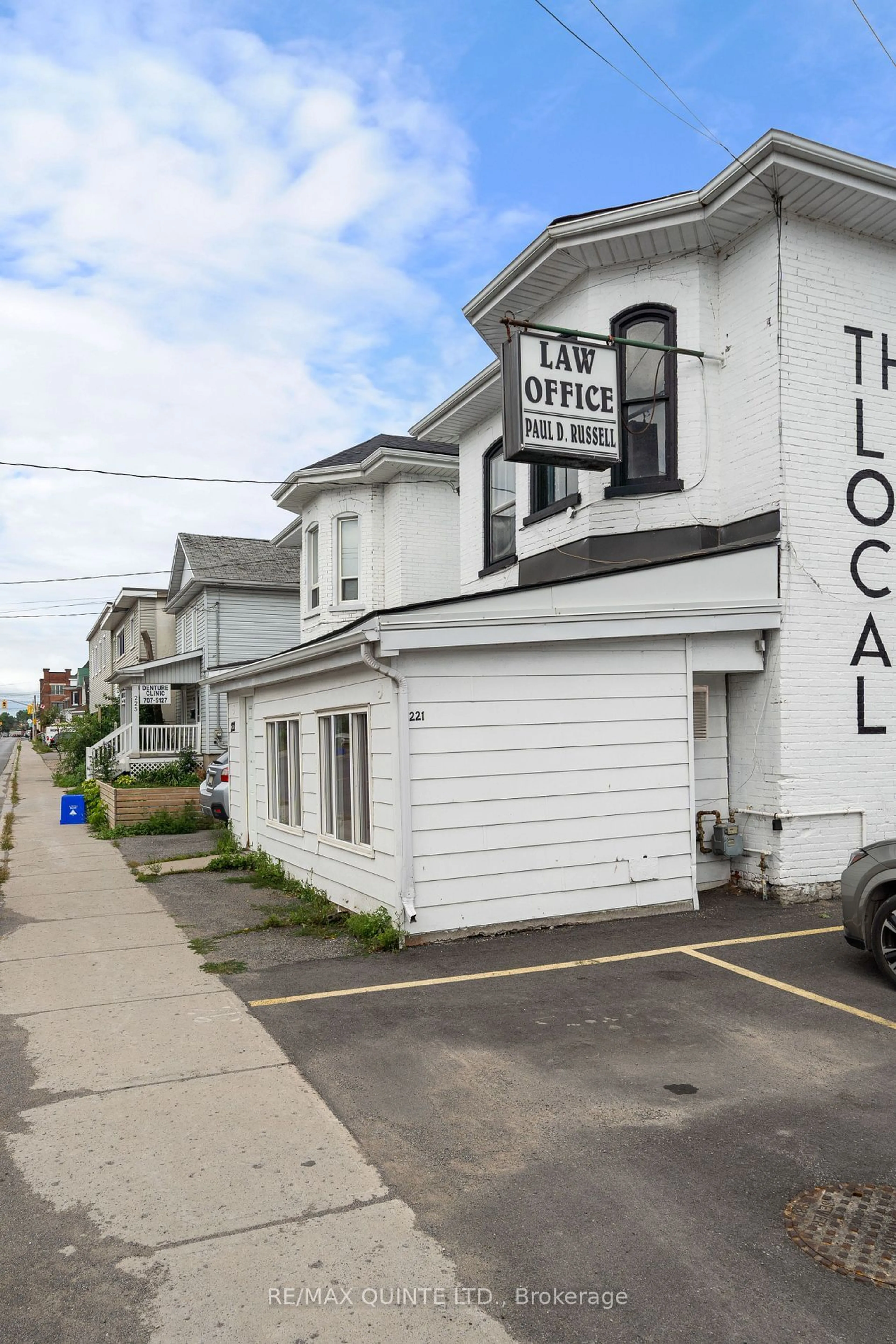 A pic from exterior of the house or condo, the street view for 221 Coleman St, Belleville Ontario K8P 3H8