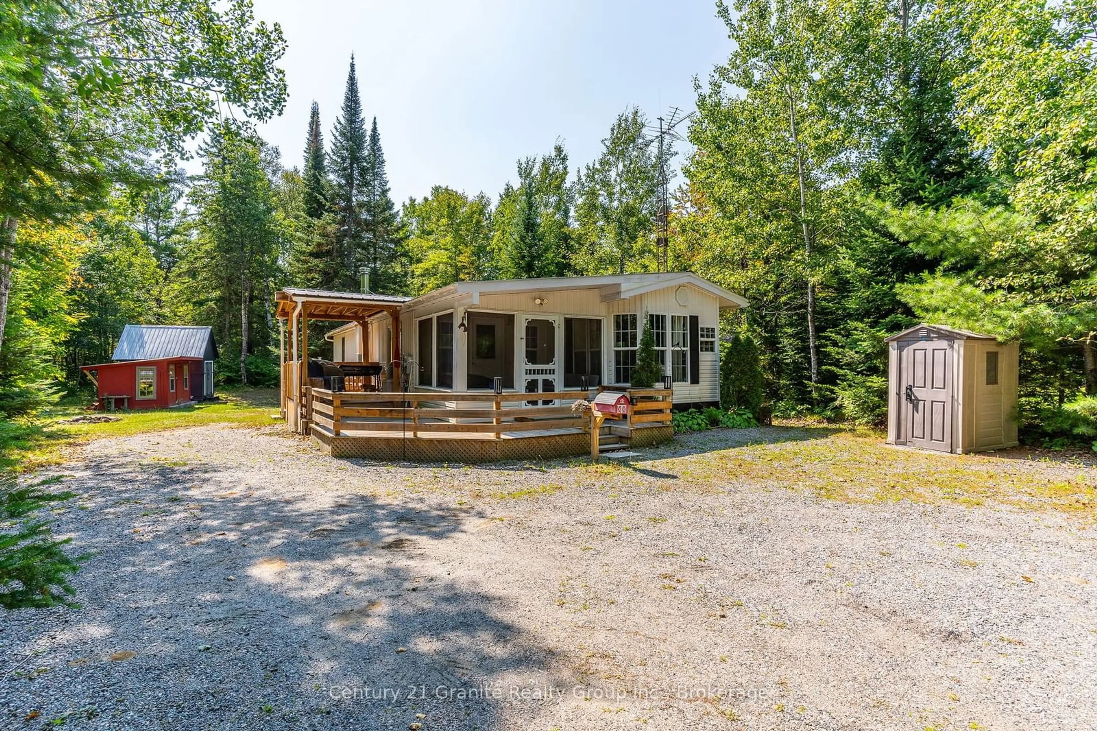 Patio, cottage for 19 Highbush Rd, Hastings Highlands Ontario K0L 2K0