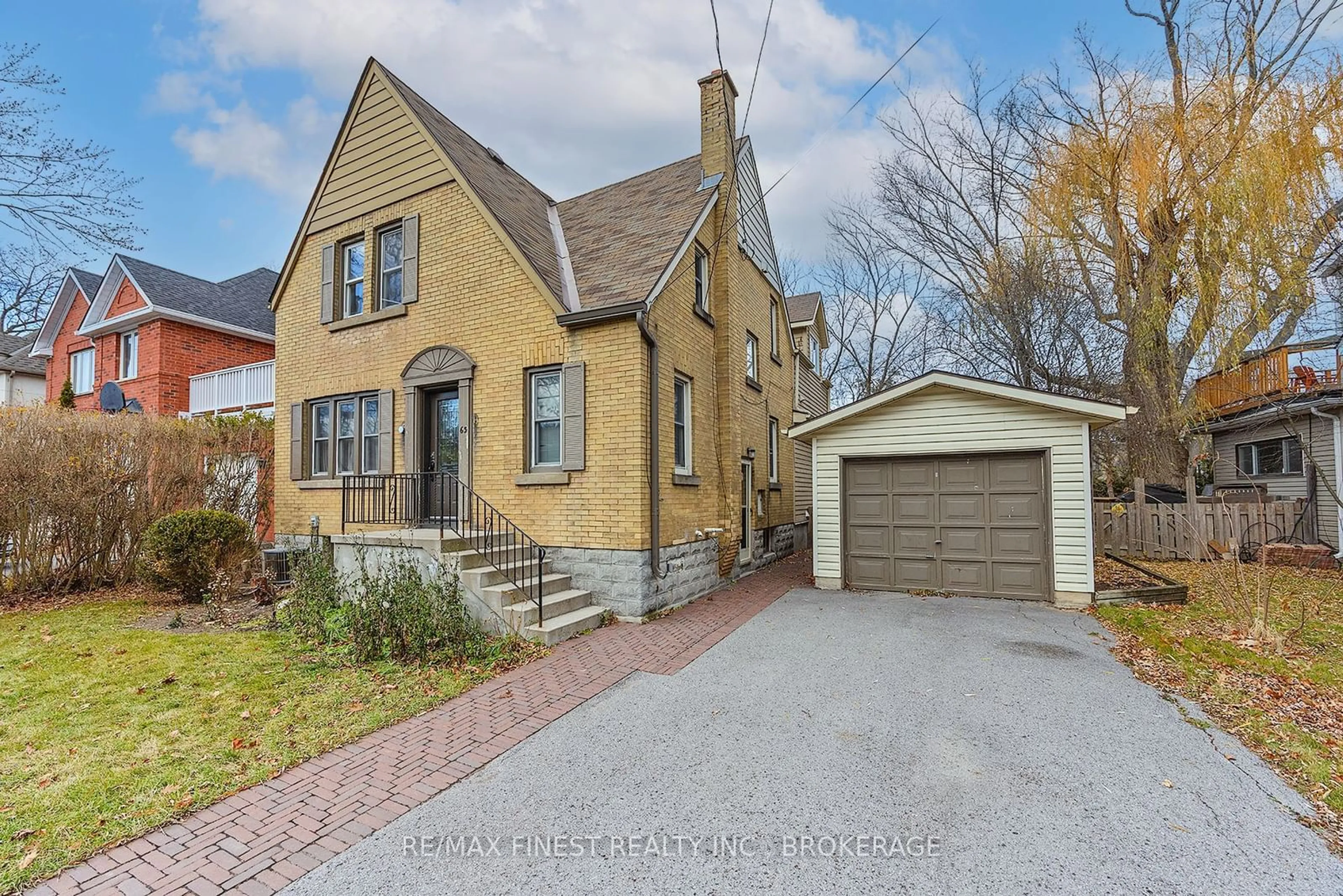 Frontside or backside of a home, cottage for 63 Hill St, Kingston Ontario K7L 2M6