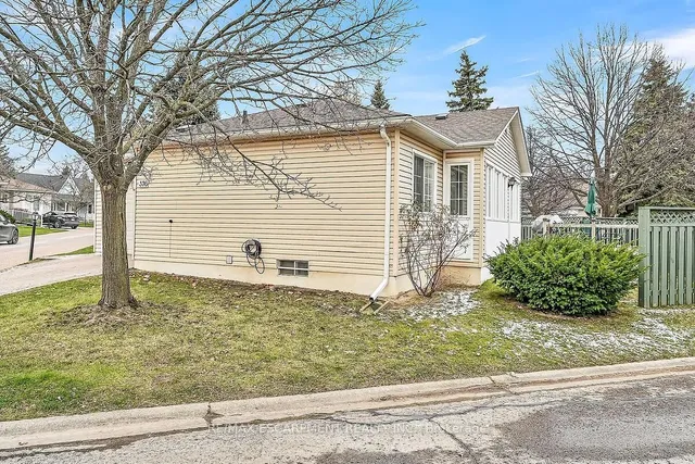 Additional property image - 376 SILVERBIRCH Blvd