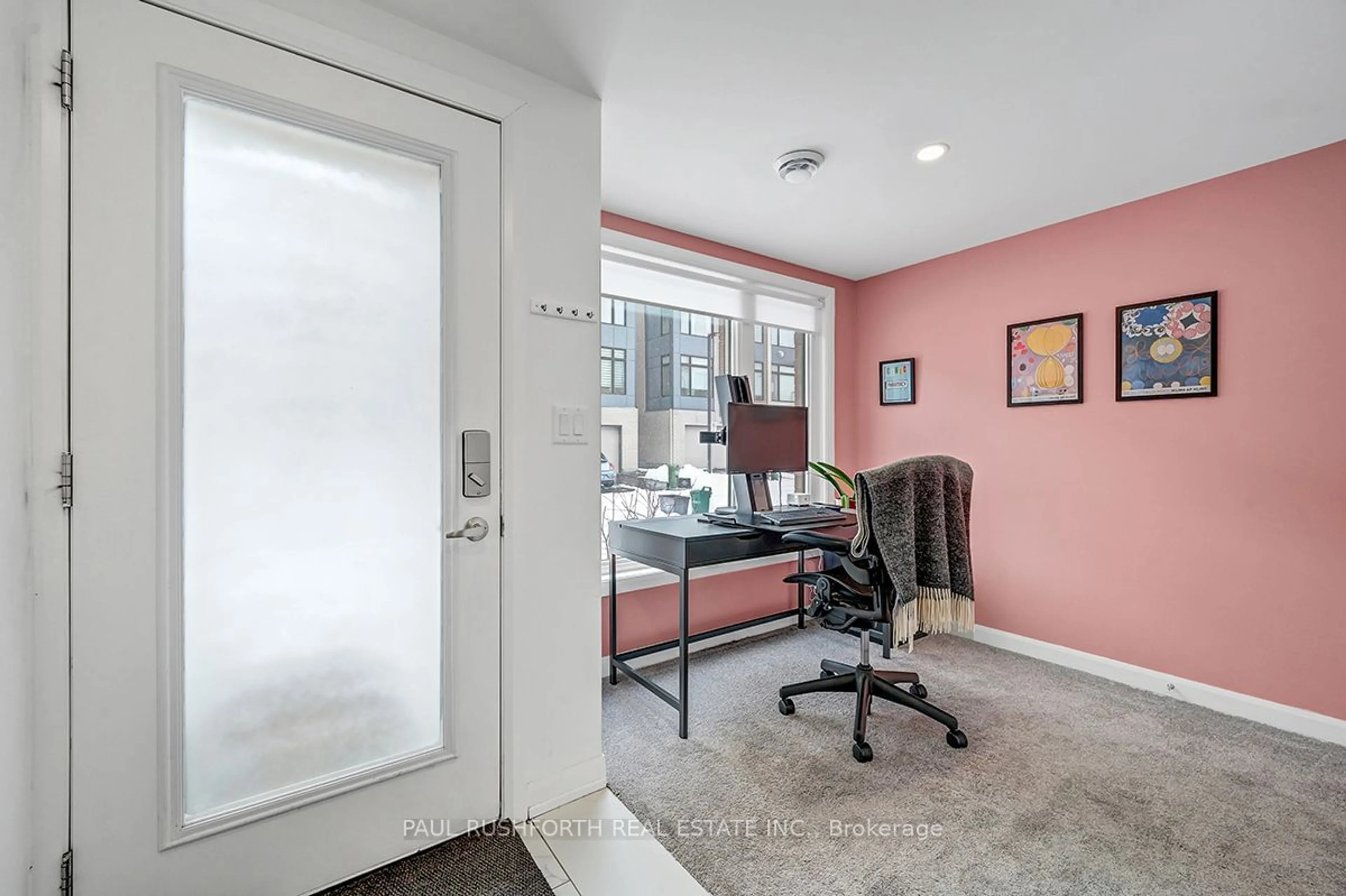 Indoor entryway, wood floors for 319 Foliage Private, Parkway Park - Queensway Terrace S and Area Ontario K2H 0C5