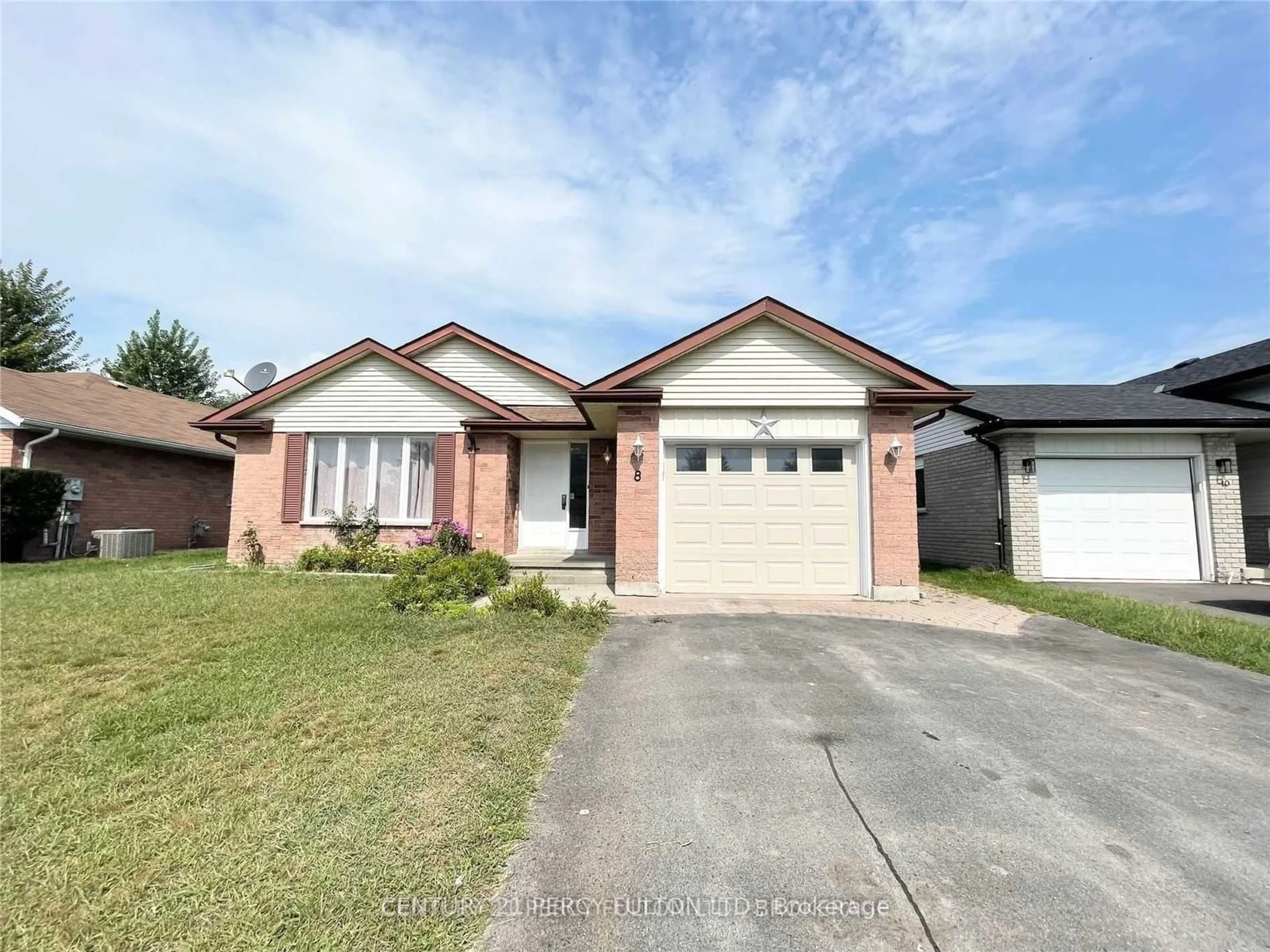 Frontside or backside of a home, the street view for 8 Northumberland Blvd, Quinte West Ontario K8V 6W5