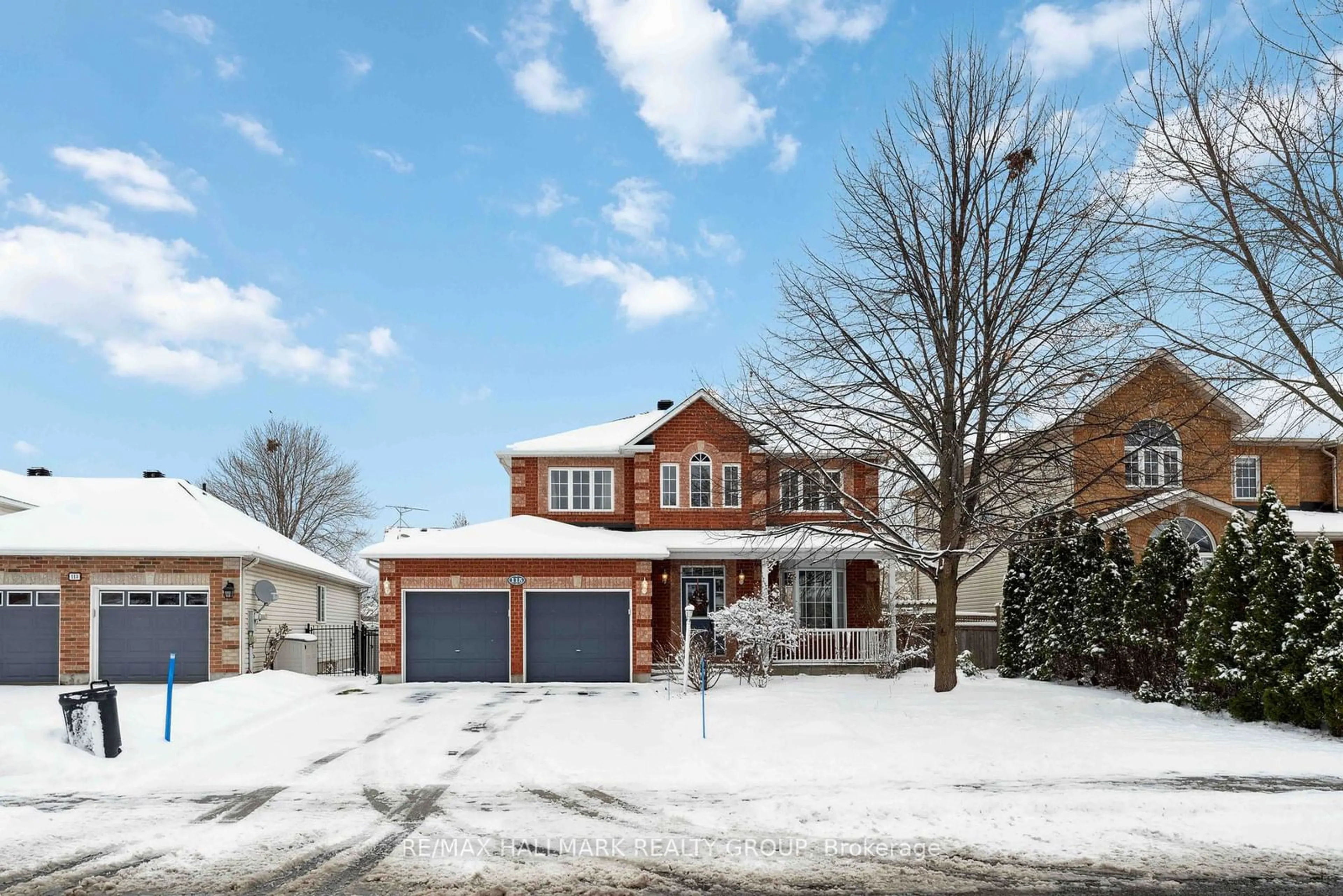 Frontside or backside of a home, the street view for 115 Kittiwake Dr, Stittsville - Munster - Richmond Ontario K2S 2C1