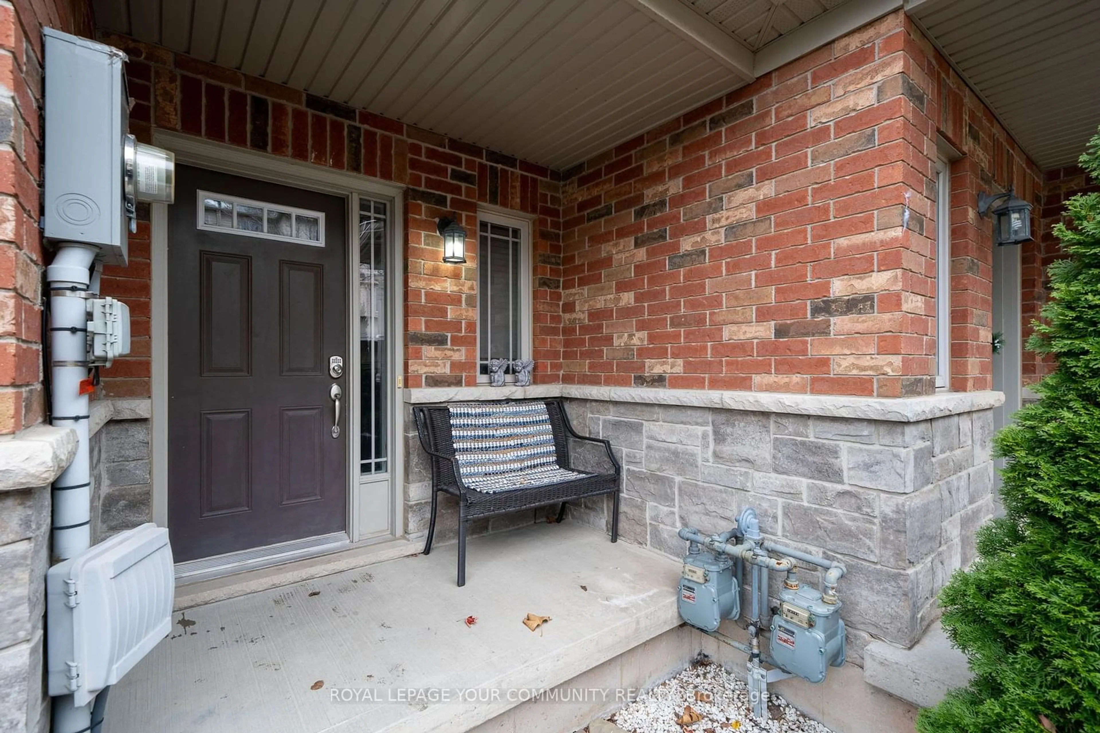 Patio, cottage for 6 Chestnut Dr #5, Grimsby Ontario L3M 0C4