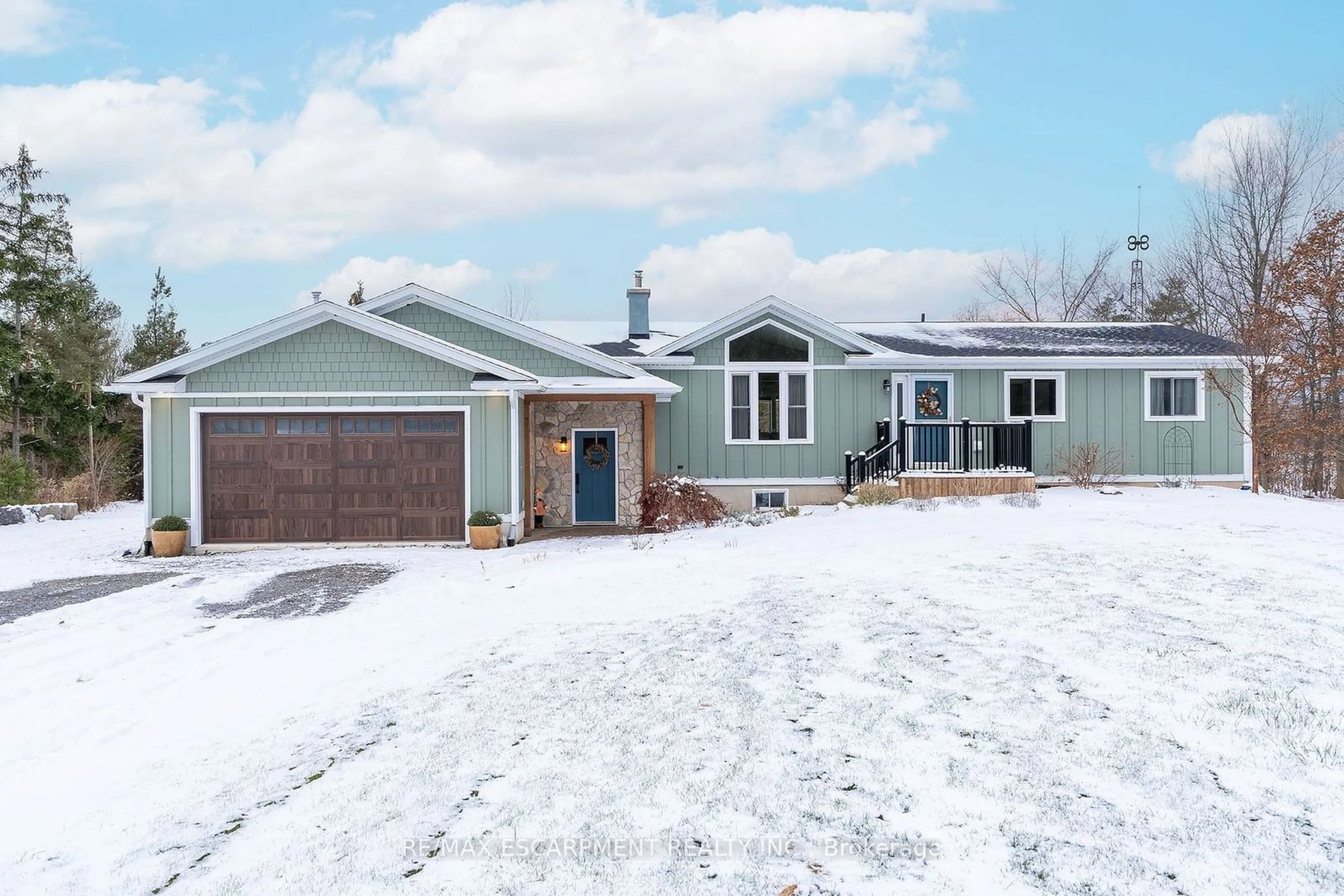 Frontside or backside of a home, cottage for 12895 King Rd, Niagara Falls Ontario L2E 6S6