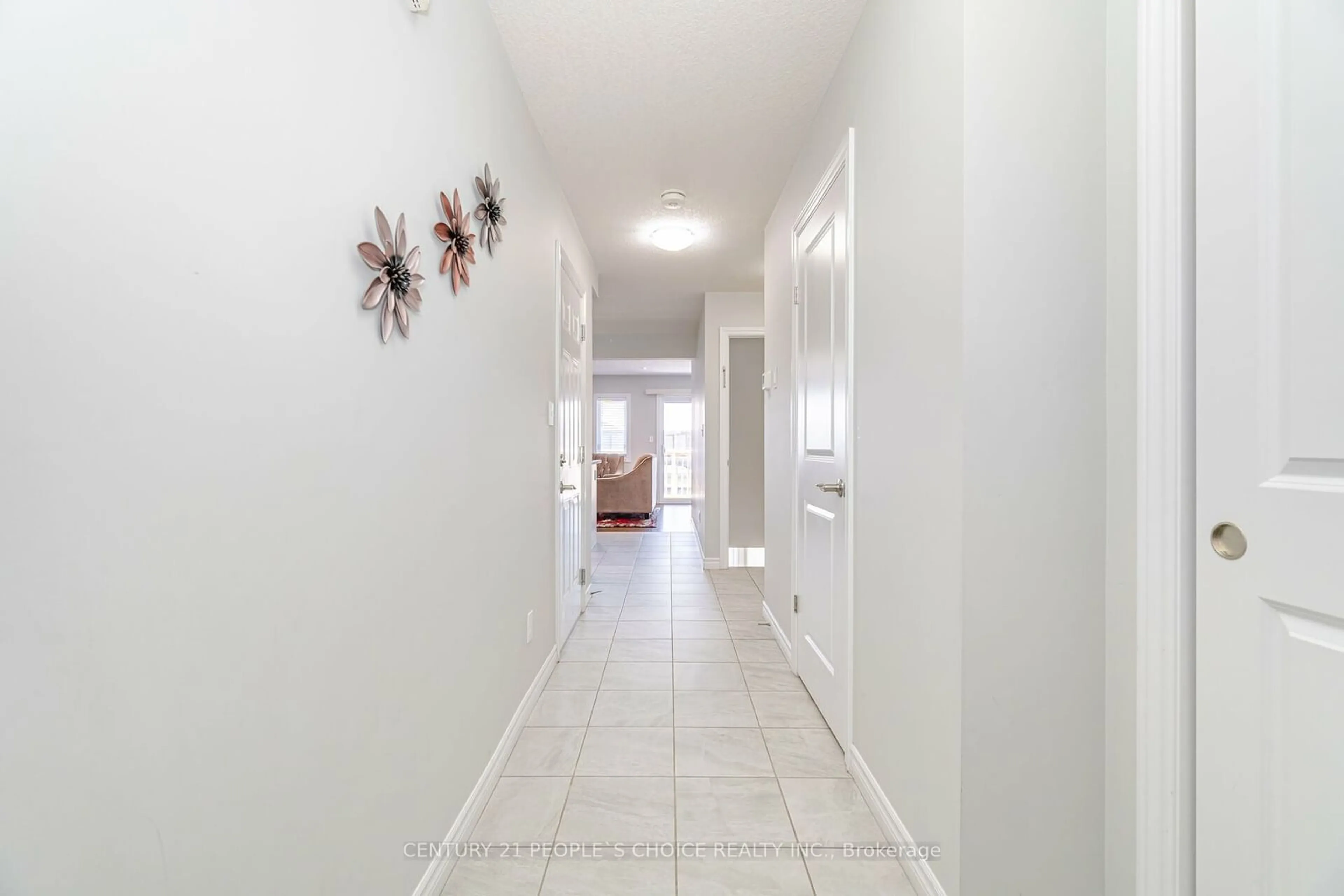 Indoor foyer, not visible floor for 135 Hollybrook Tr, Kitchener Ontario N2R 0P1