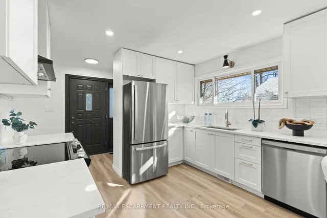 Additional property image - 20 Burfield Ave