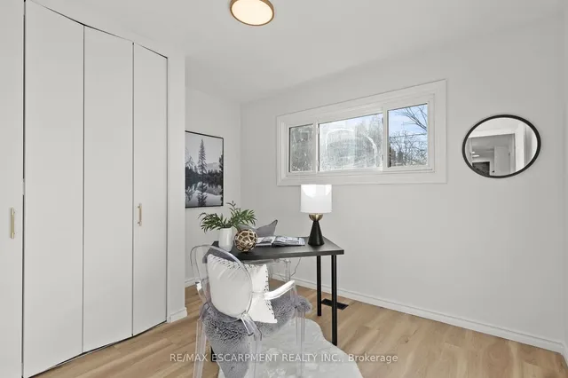 Additional property image - 20 Burfield Ave